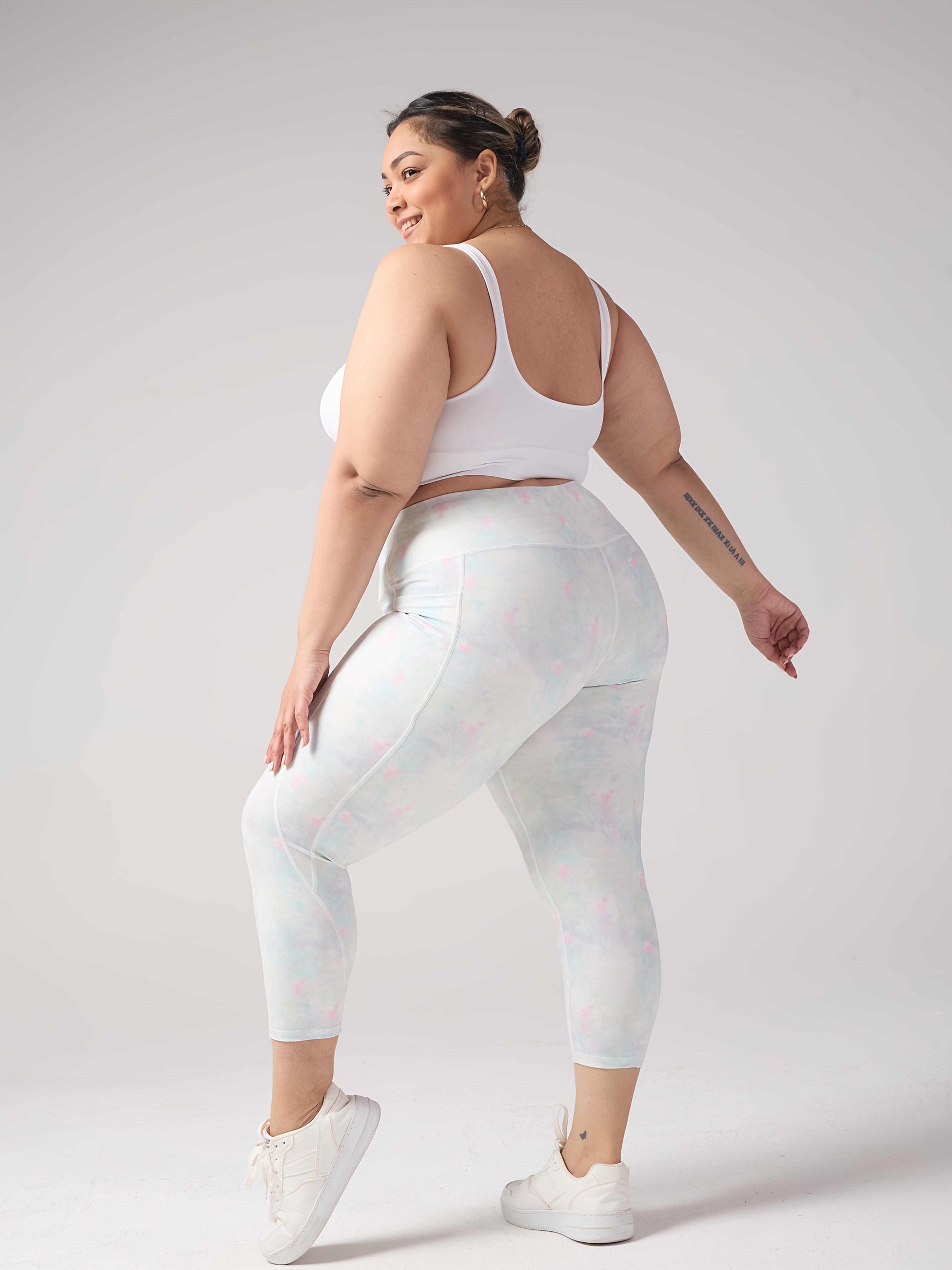 Women's Plus Size Cloud Pattern Capri Leggings High Waist Pilling-Resistant