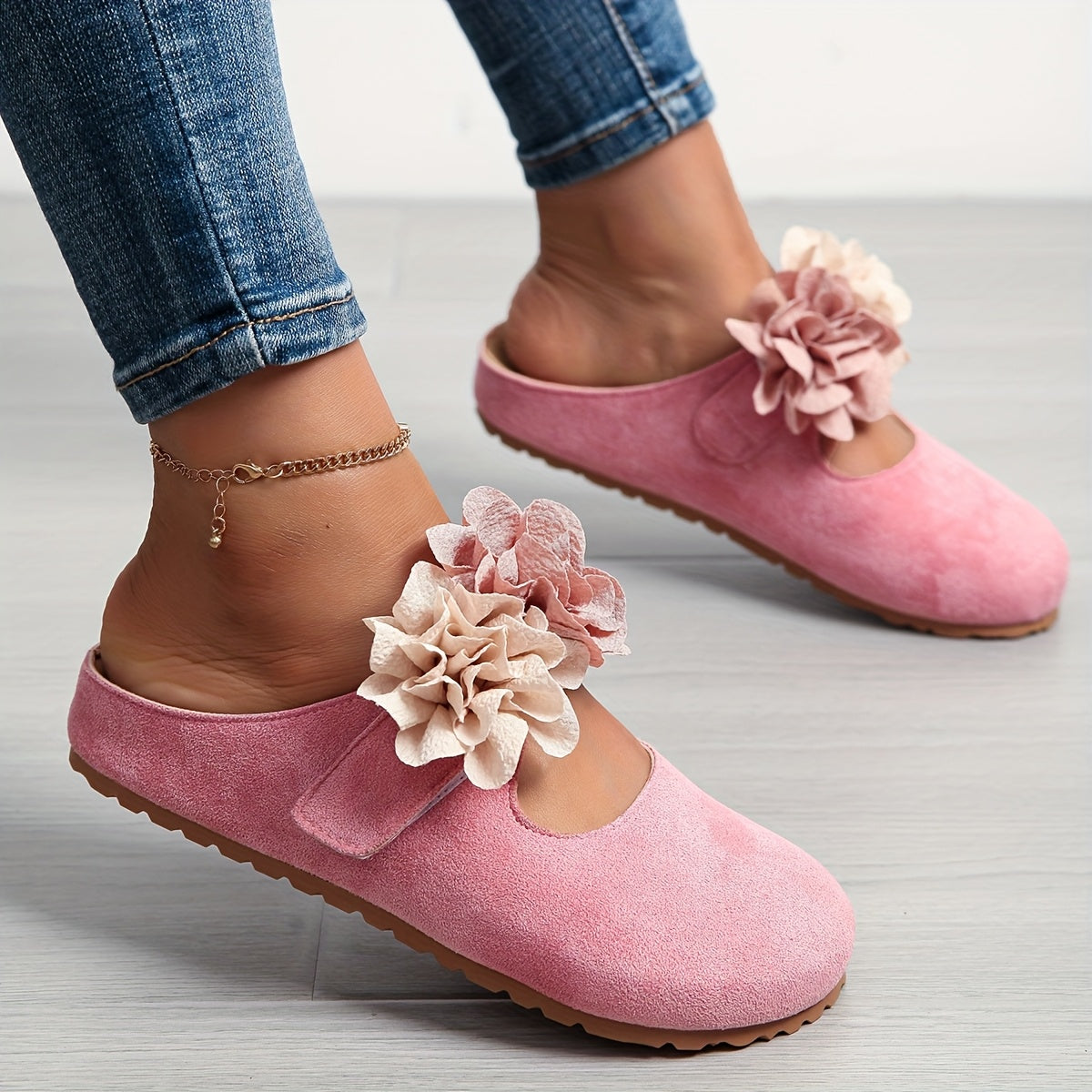 Women’s Floral Slip-On Mule Shoes with EVA Sole, Soft Pink Fabric