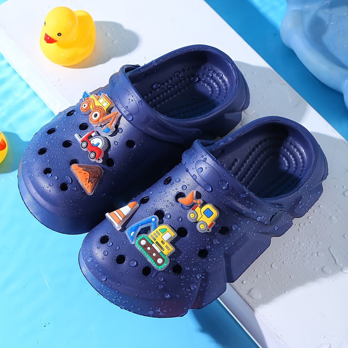 Zapatillas de EVA para niños con charms de excavadora, ligeras, antideslizantes, para uso en interiores y exteriores