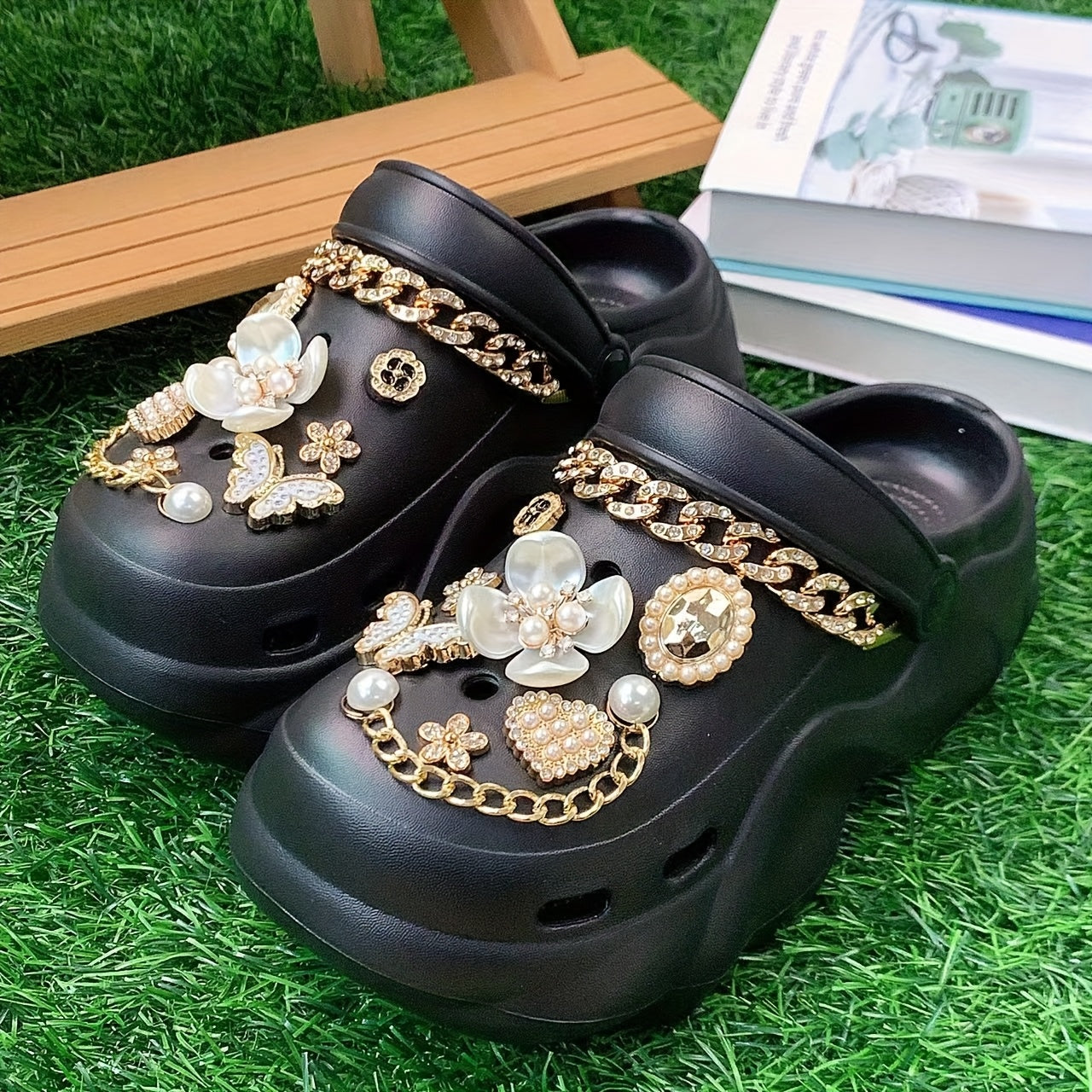 Women's EVA Slip-On Shoes Summer Casual With Flower and Rhinestone Details