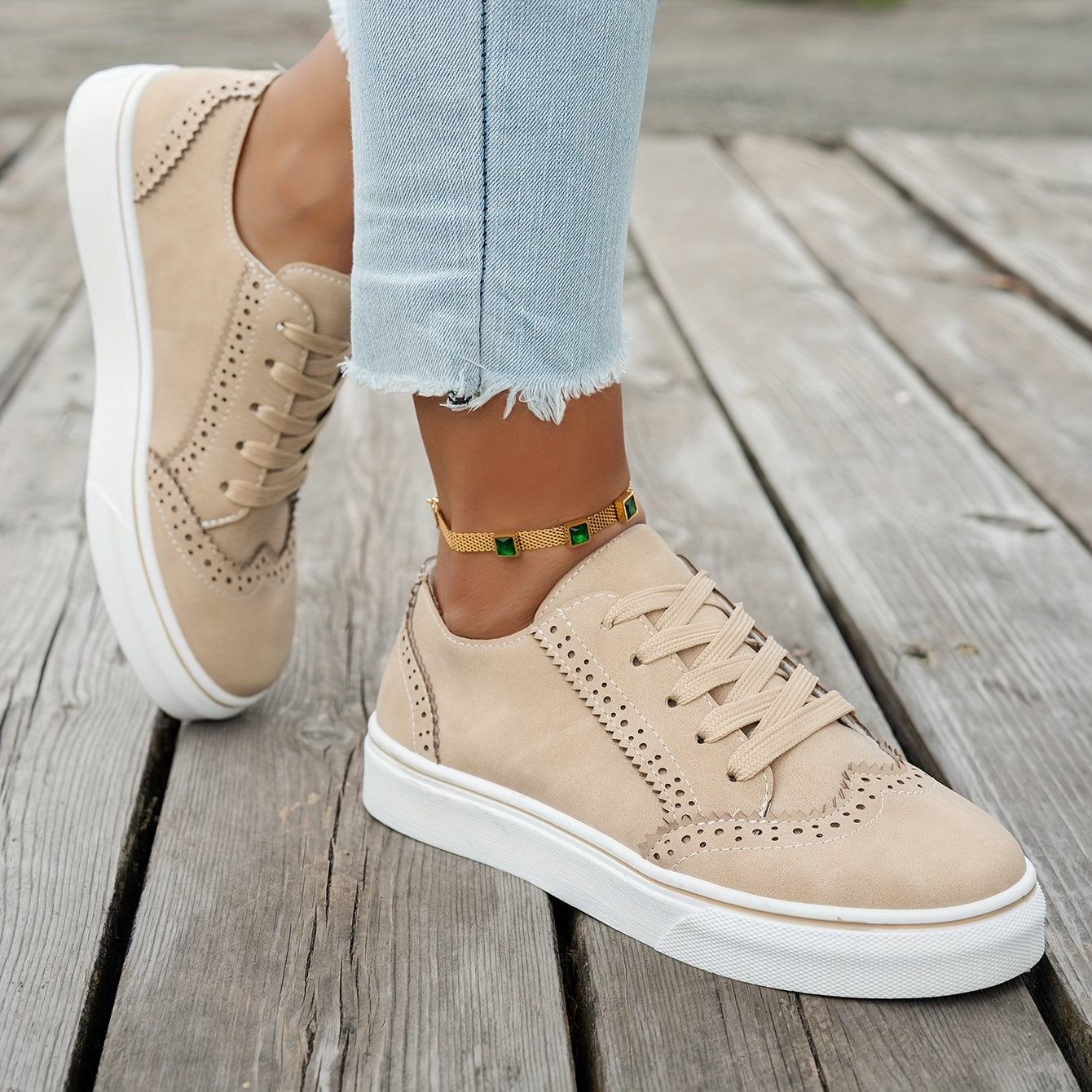 Women's Breathable Mesh Knit Sneakers White Black Red Lightweight Walking Shoes