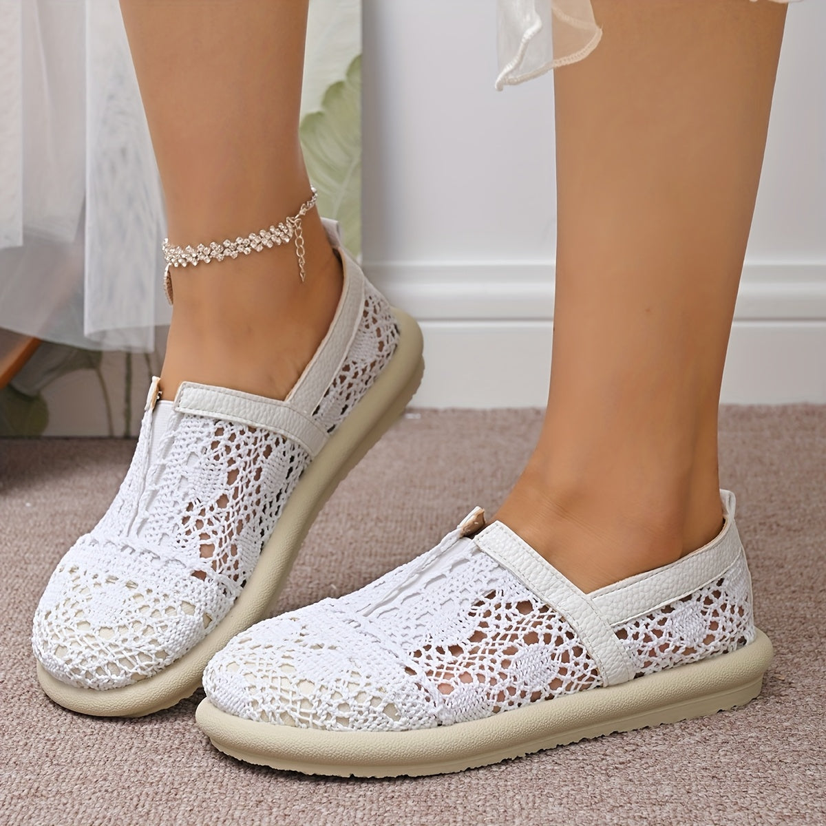 Women's Breathable Mesh Slip-On Loafers Round Toe Flat Shoes for All Seasons