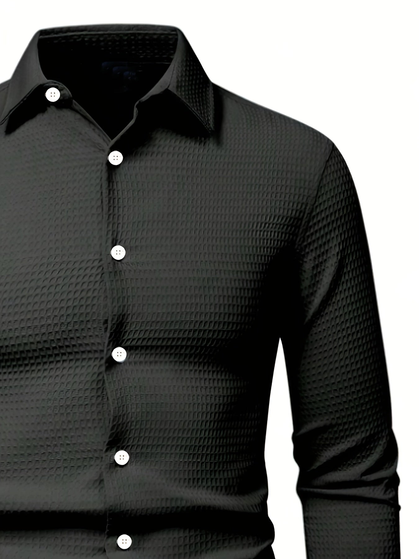 Erkaklar uchun uzun yengli, bir rangda, vafli to'qima dizayni bilan, 100% polyester, oddiy kesim, yengil yaka, tugma yopilishi, biroz cho'ziluvchan, 180gsm og'irlikda, kuz mavsumi uchun ideal va mavjud.