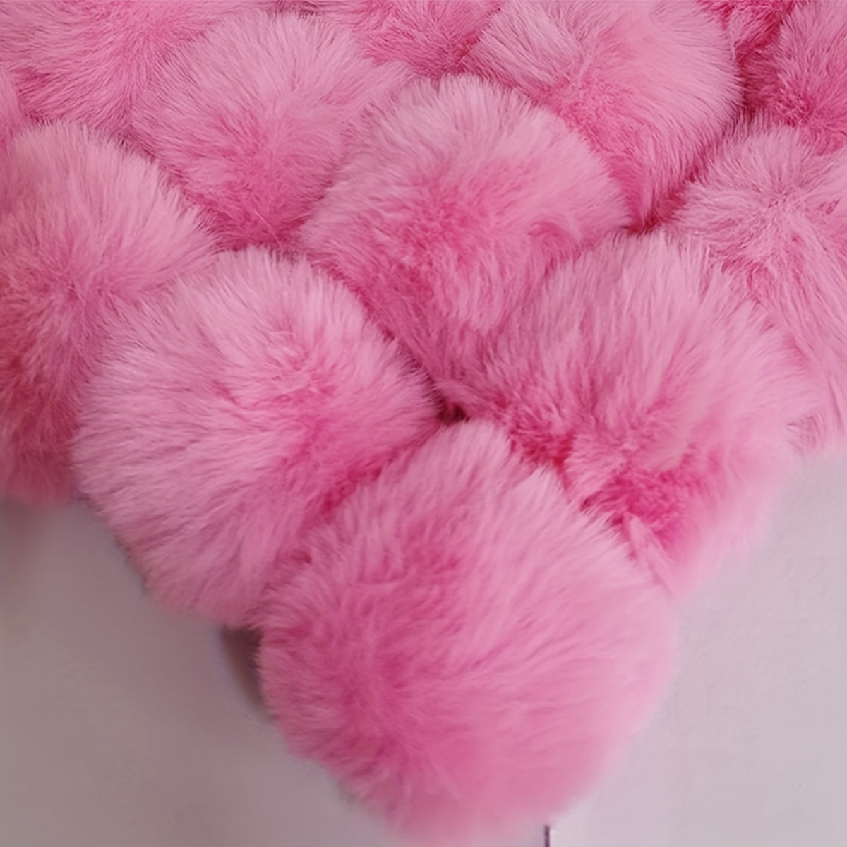 Set of 20 8cm Faux Rabbit Fur Pom Pom Keychains Fluffy Balls for Hats Bags and Accessories