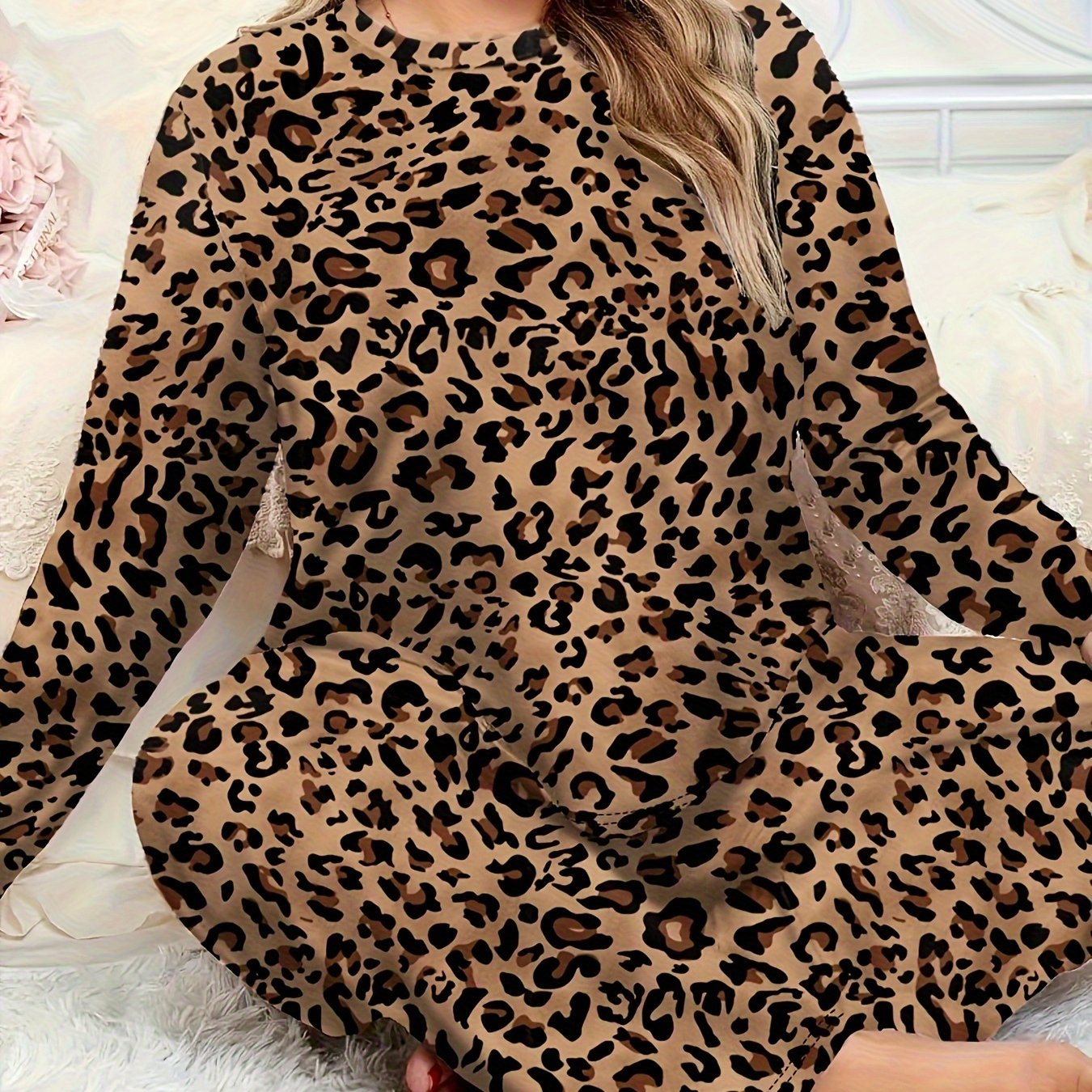 Leopard Print Women's Pajama Set 100% Polyester Knit Long Sleeve Pants Loungewear