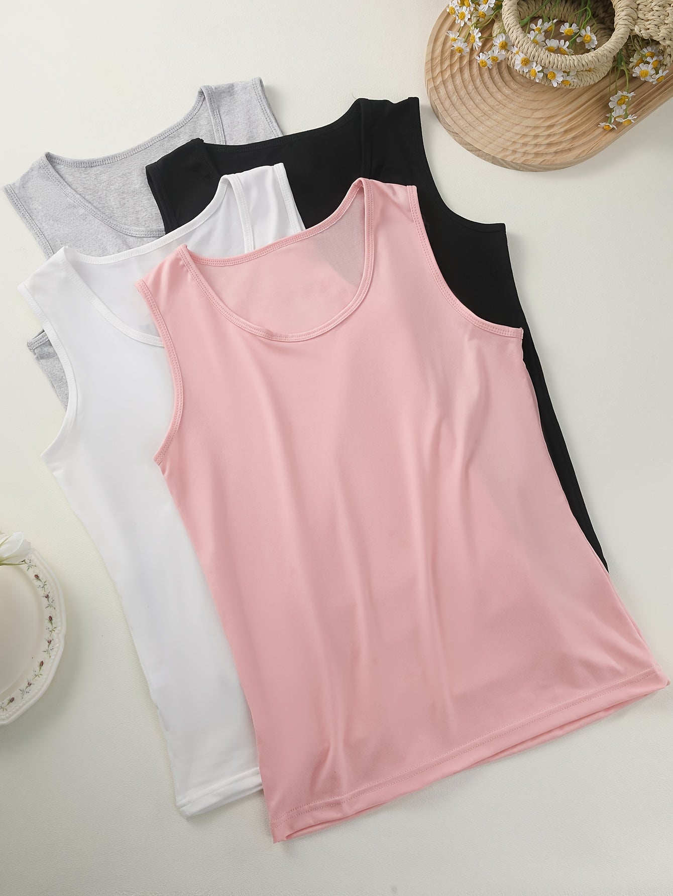 Ayollar uchun poliamid-spandeks aralashmasidan tayyorlangan ko'p maqsadli 4-dona bir rangli kamisol ko'ylaklar, kattalar o'lchamlari