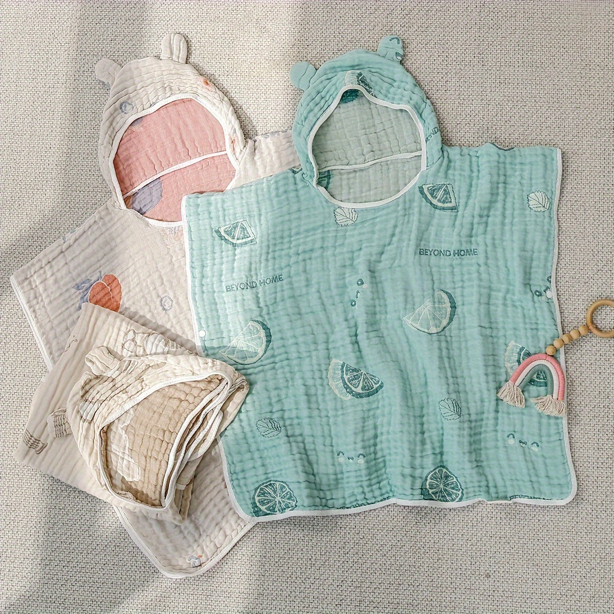 Soft Bamboo Hooded Bath Towel for Toddlers and Young Children Absorbent and Cozy