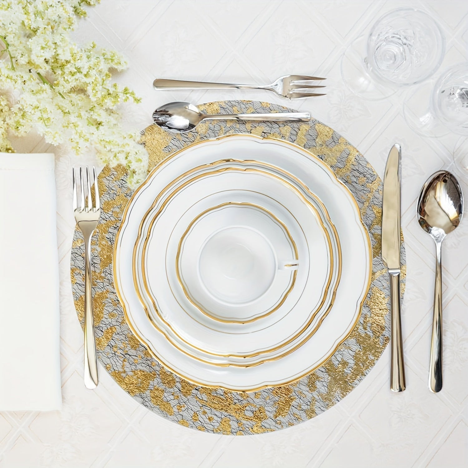 12-Piece Gold Foil Mesh Disposable Placemats for Holidays Weddings and Parties