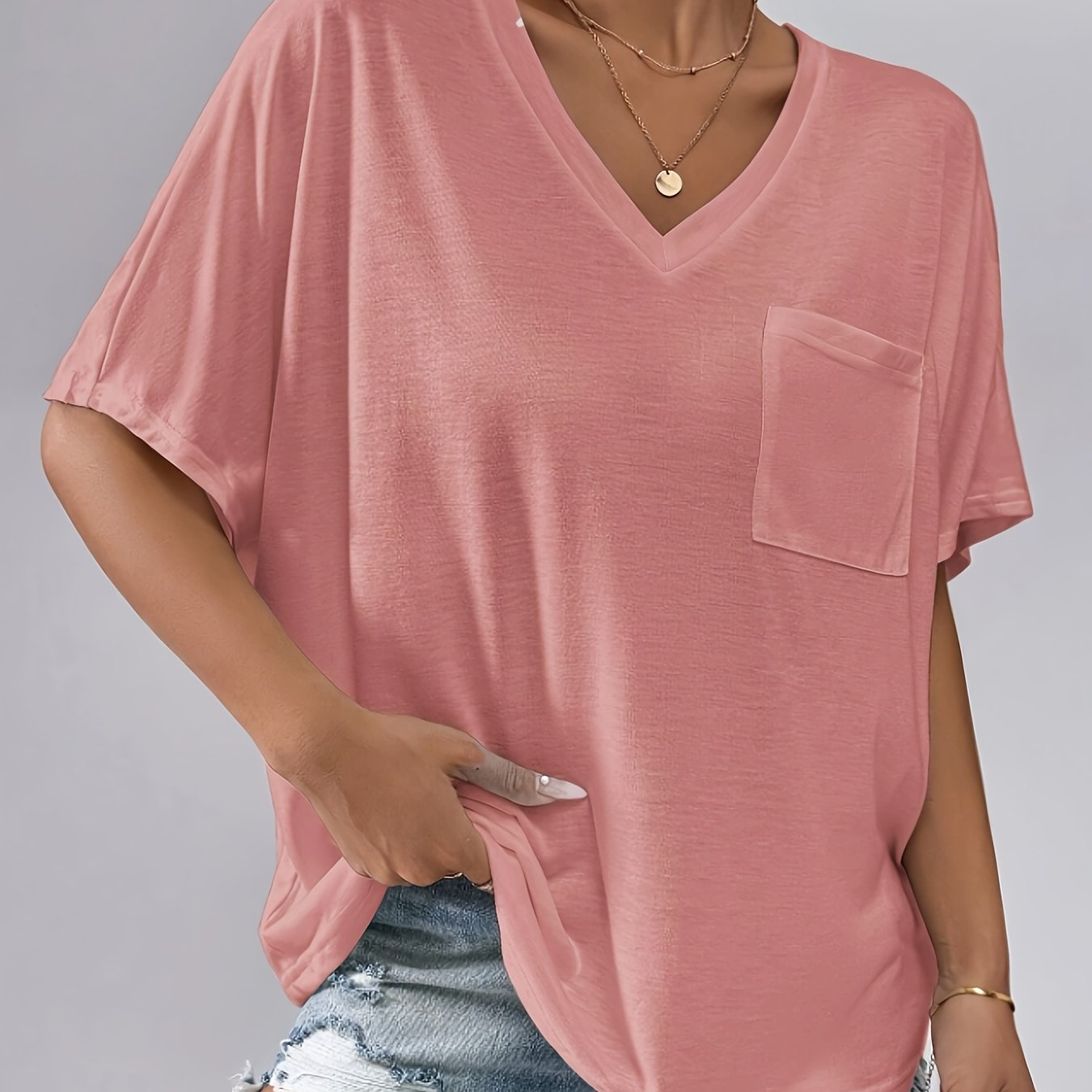 Camiseta de mujer blanca de manga corta con escote en V, casual y de corte suelto, top de verano