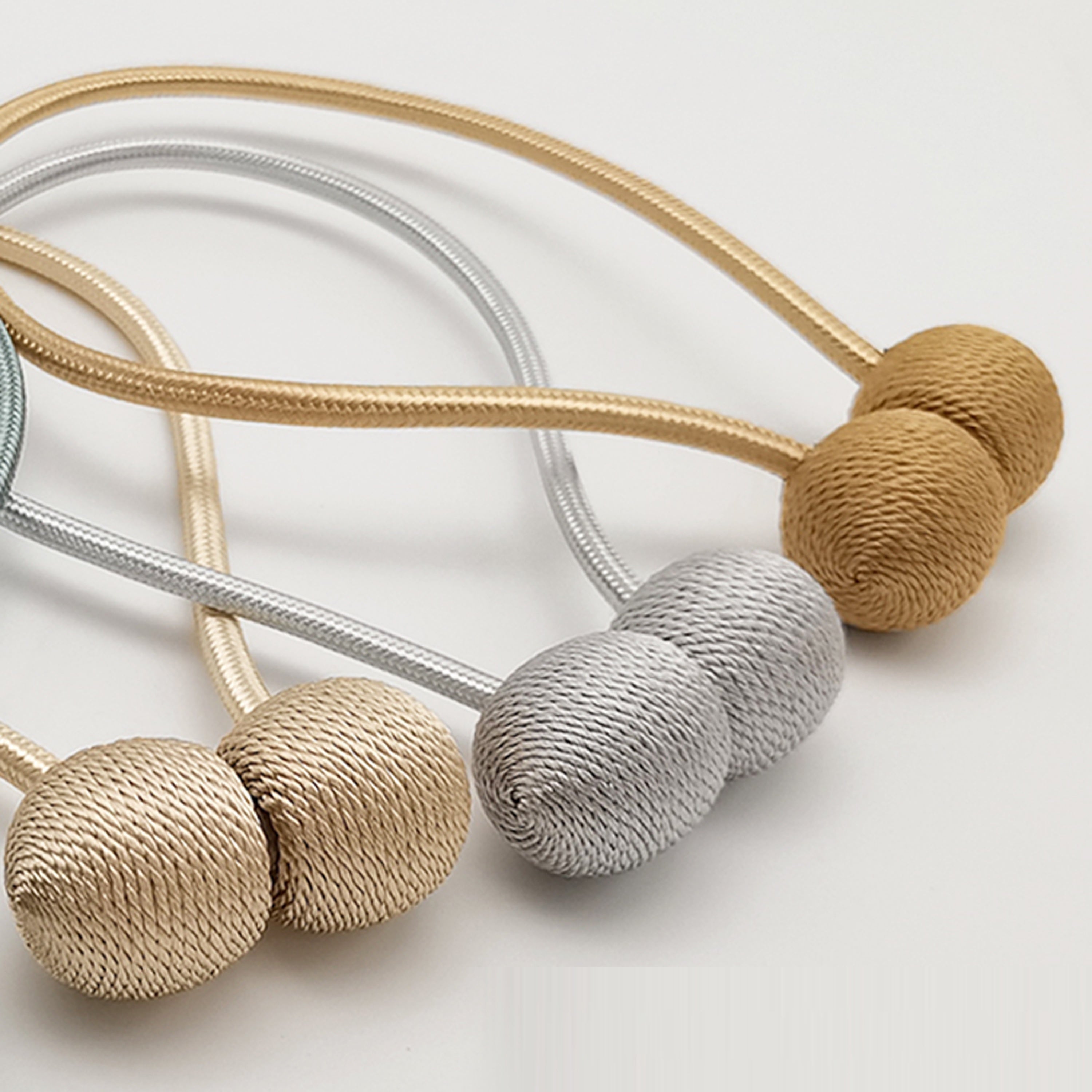 Set of Two Magnetic Curtain Tiebacks Polyester Twisted Rope Easy to Install Durable