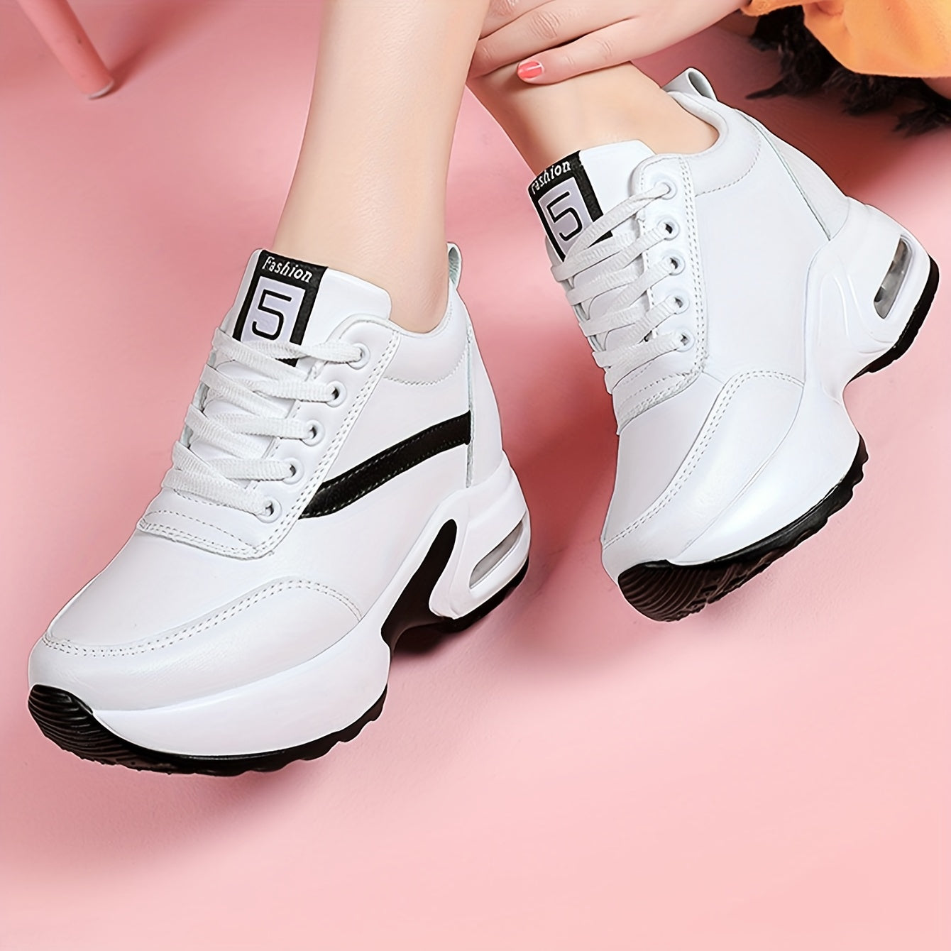 Women's Chunky Lace-Up Sneakers with Air Cushion and Hidden Heel for Outdoor Walking