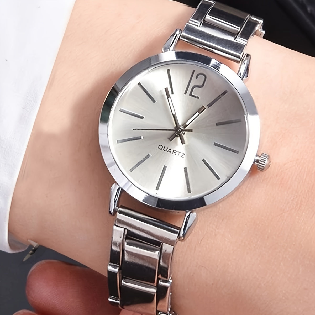 Women's Quartz Watch Sleek Zinc Alloy Strap Casual Dress Gift for Birthdays Christmas Halloween Back to School