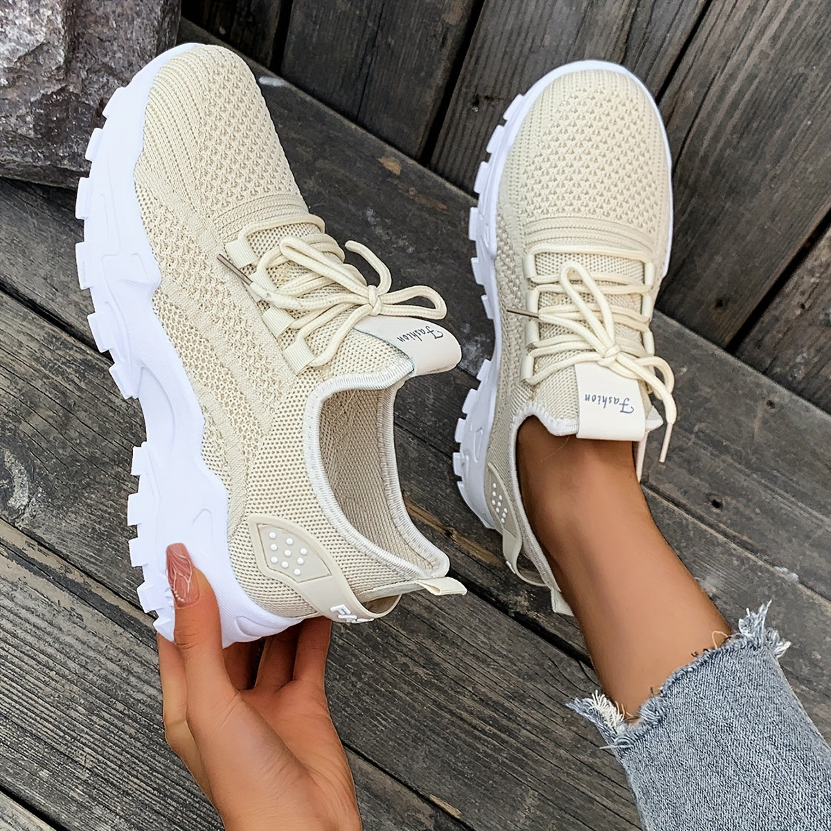 Women's Mesh Athletic Sneakers Comfortable Cushioned Lightweight Running Shoes