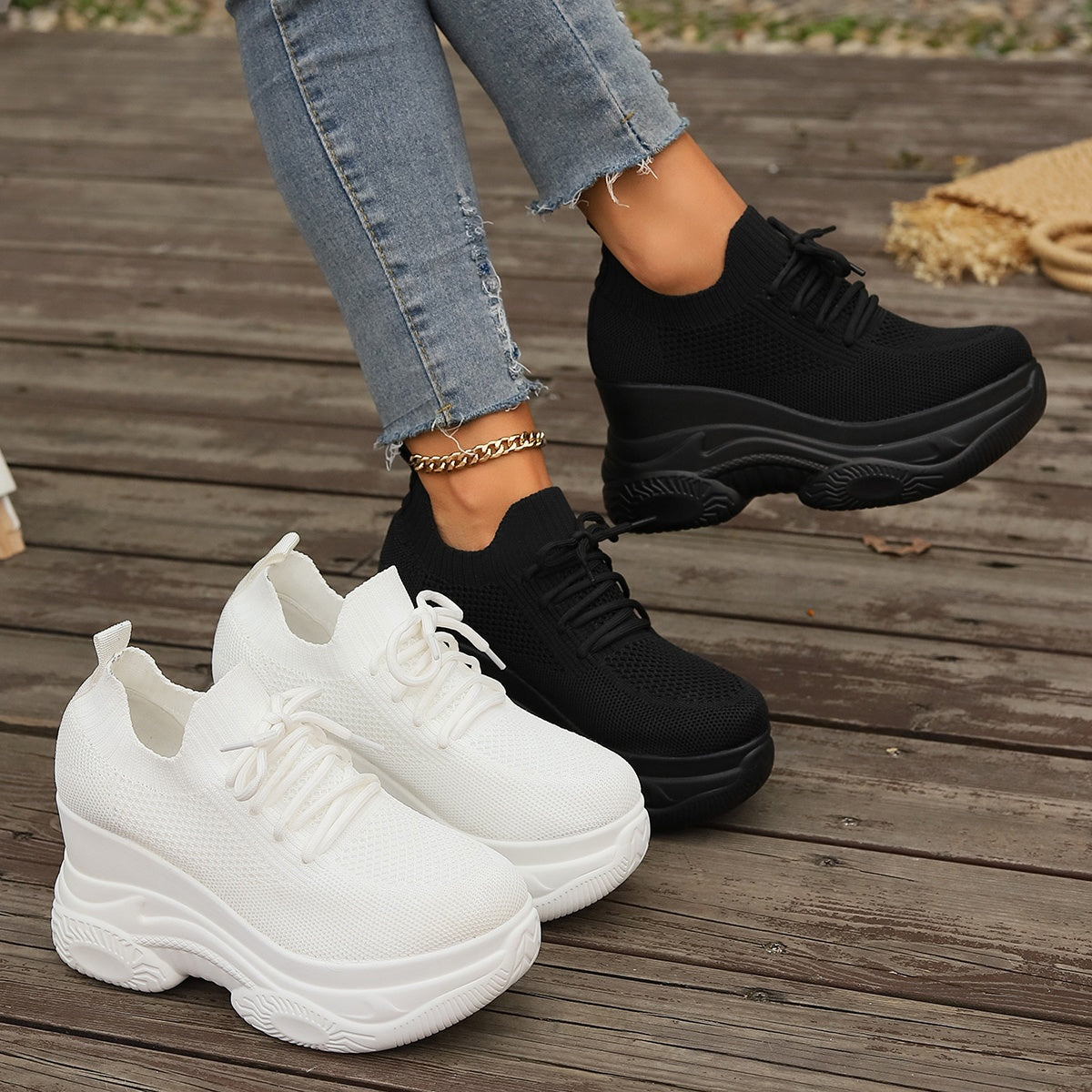 Ayollar uchun qora va oq tilla bilan yopiladigan kundalik sport poyabzali, nafas oladigan, yengil