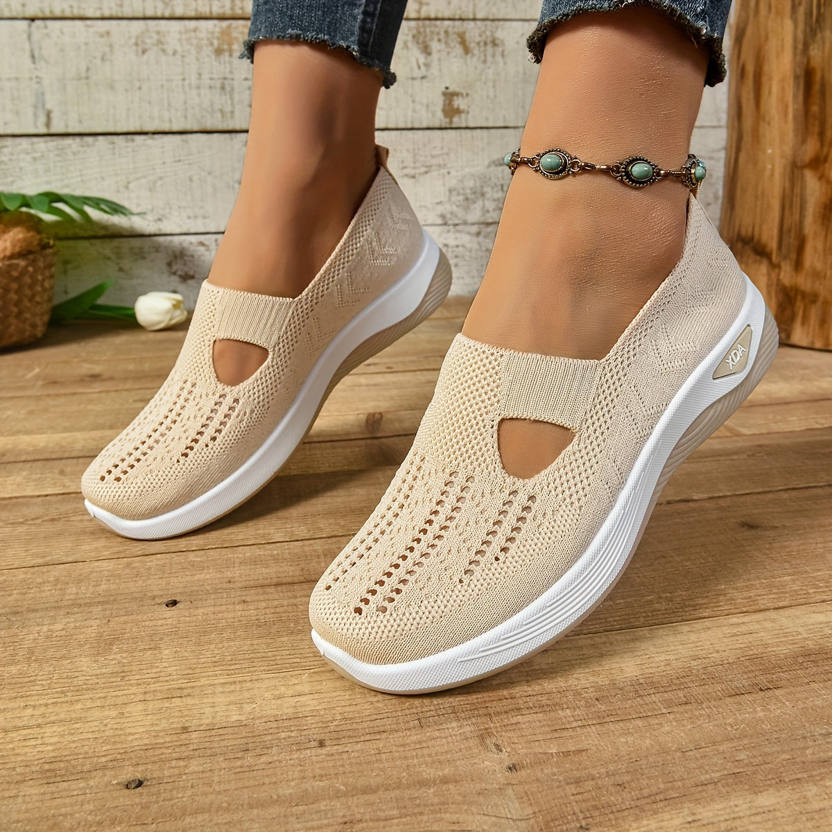 Women's Casual Mesh Sports Shoes for Running and Exercise