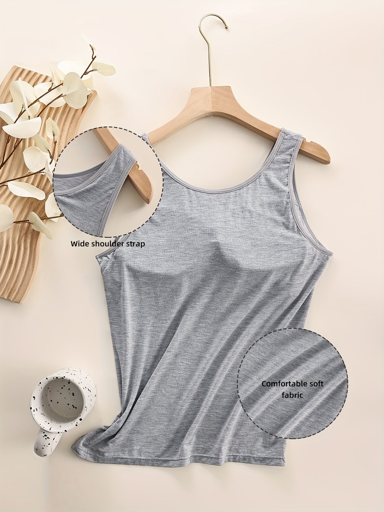 Женская майка без швов для полных с дышащей тканью и встроенным бюстгальтером