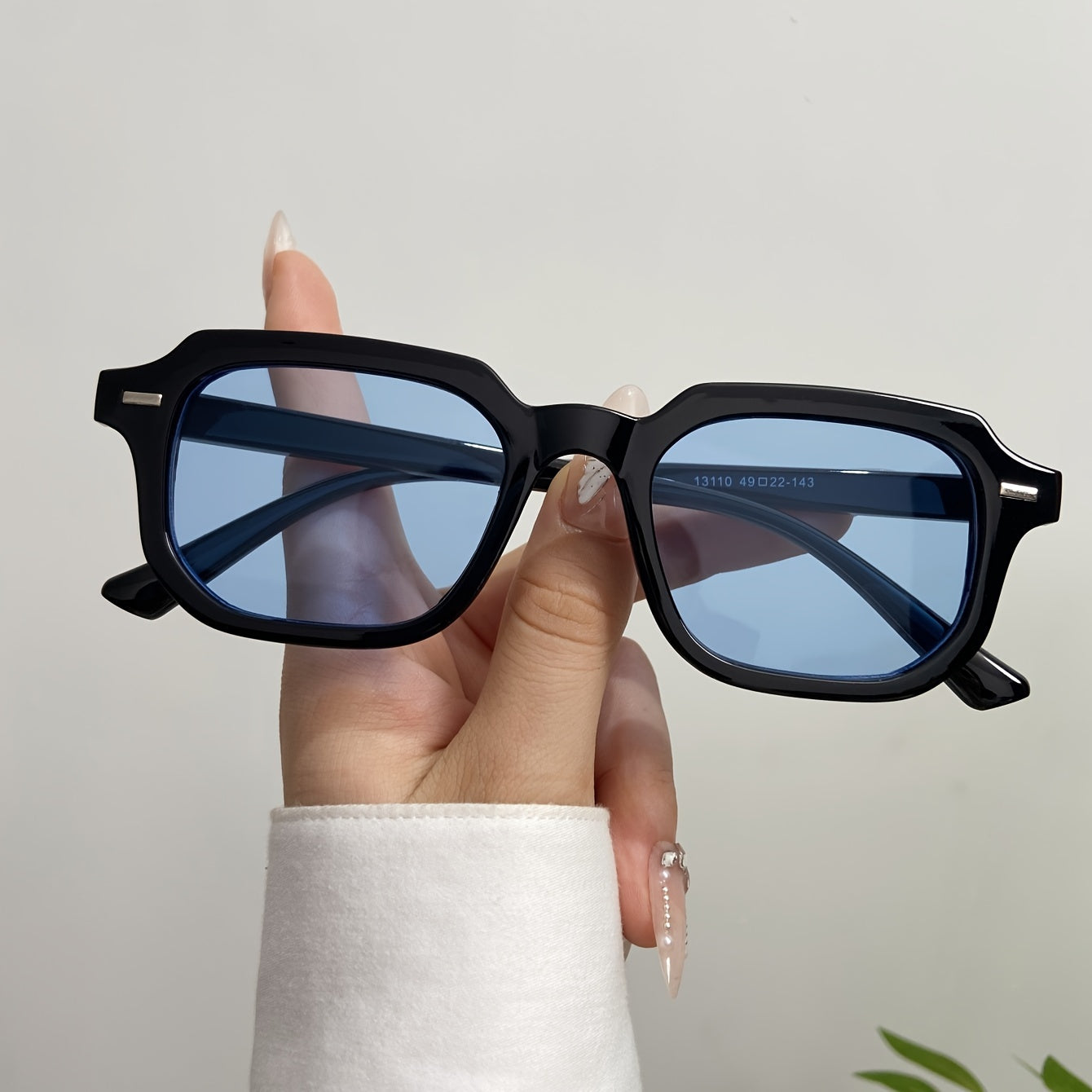 Unisex Rectangular Glasses for Women and Men, Casual Outdoor Travel Accessories