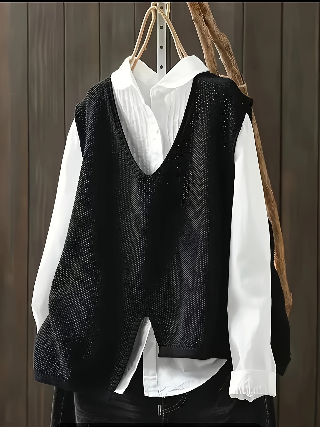 Plus Size Women Artistic Minimalist Irregular Hem V-Neck Vest