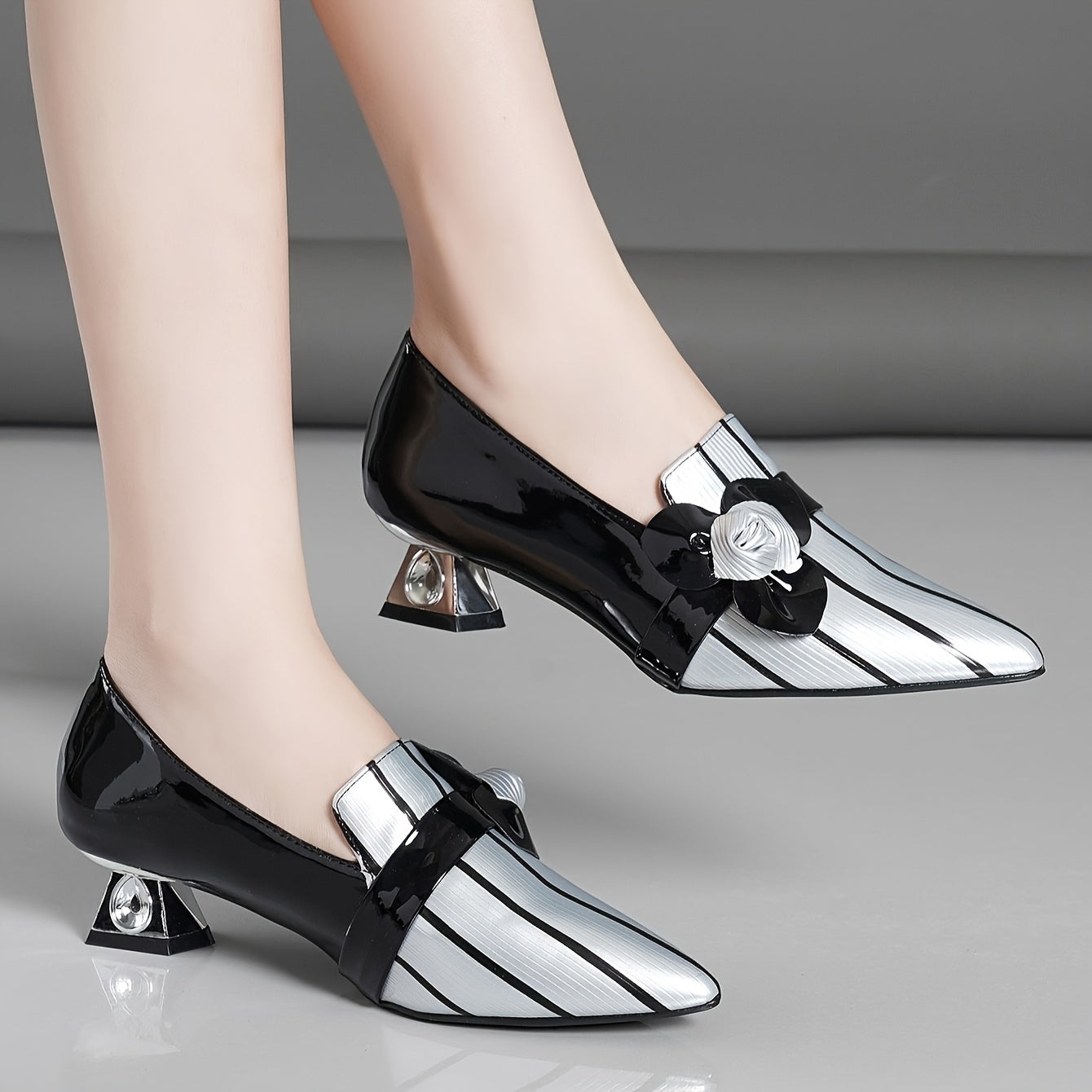 Women Black Silver Pointed Toe Pumps Mid-Heel Synthetic Rubber Fall Fashion