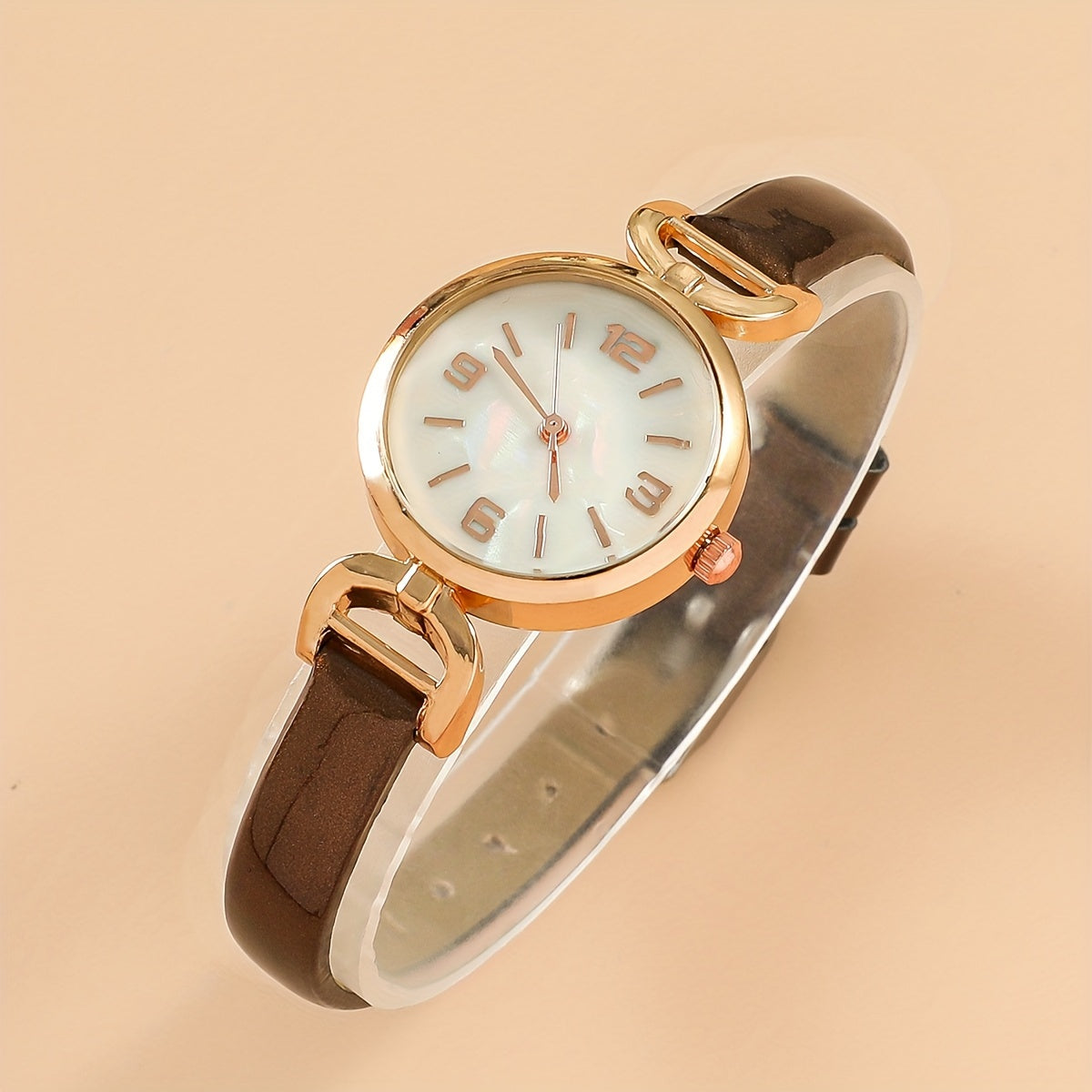 Women's Vintage-Inspired Round Quartz Watch with Faux Leather Band and Zinc Alloy Case