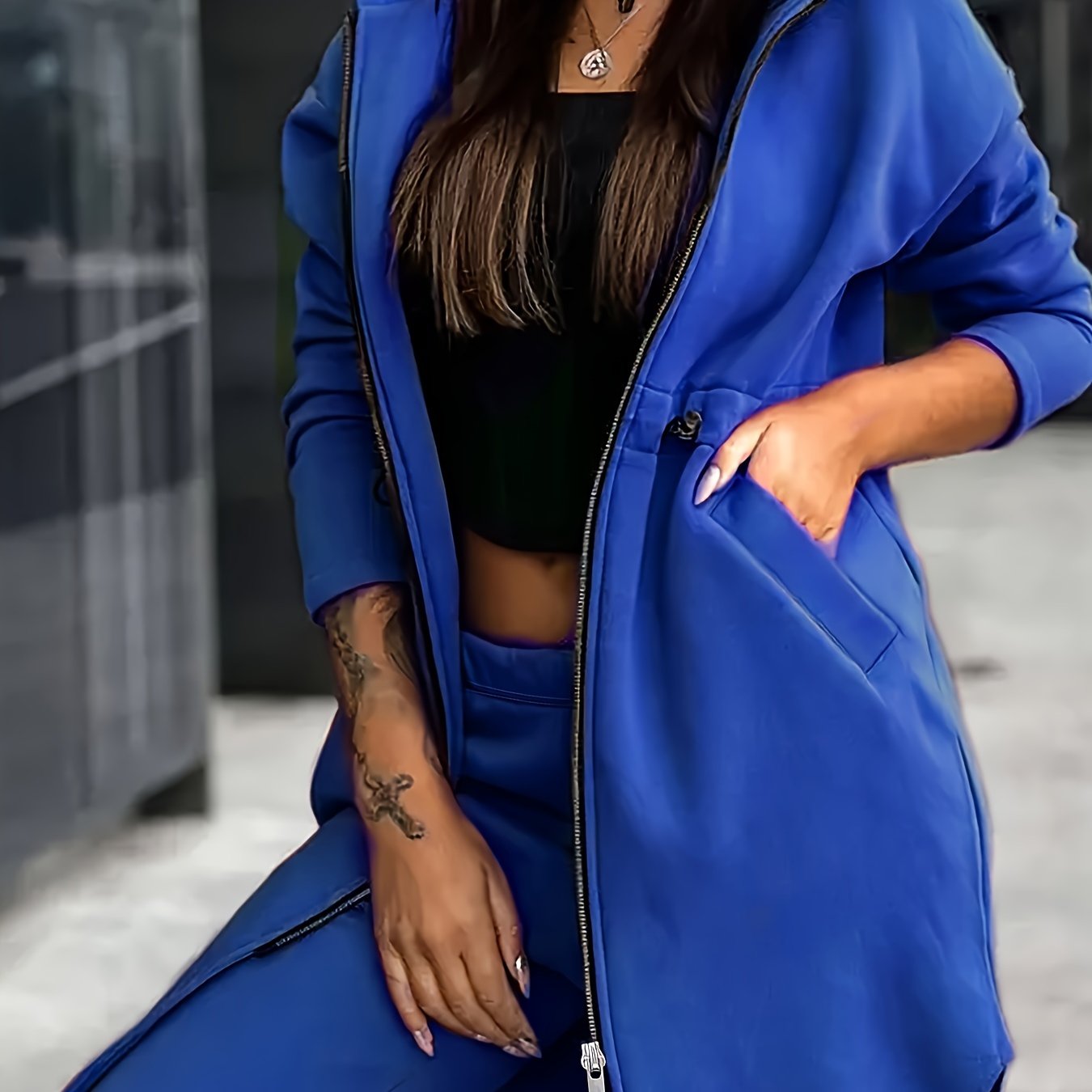 1 Ta'sirli Ayollar uchun Bir Rangli Kapüşonli Sviter va Shimlar To'plami, Poliesterdan Yasalgan Trikotaj Matodan Bahor/Kuz Moda uchun