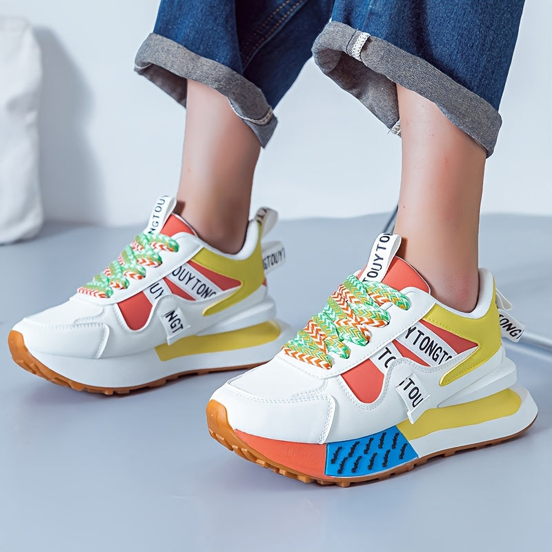Women's Fashion Sneakers Low Top Lace-Up PU Upper Fabric Lining PVC Sole All-Season