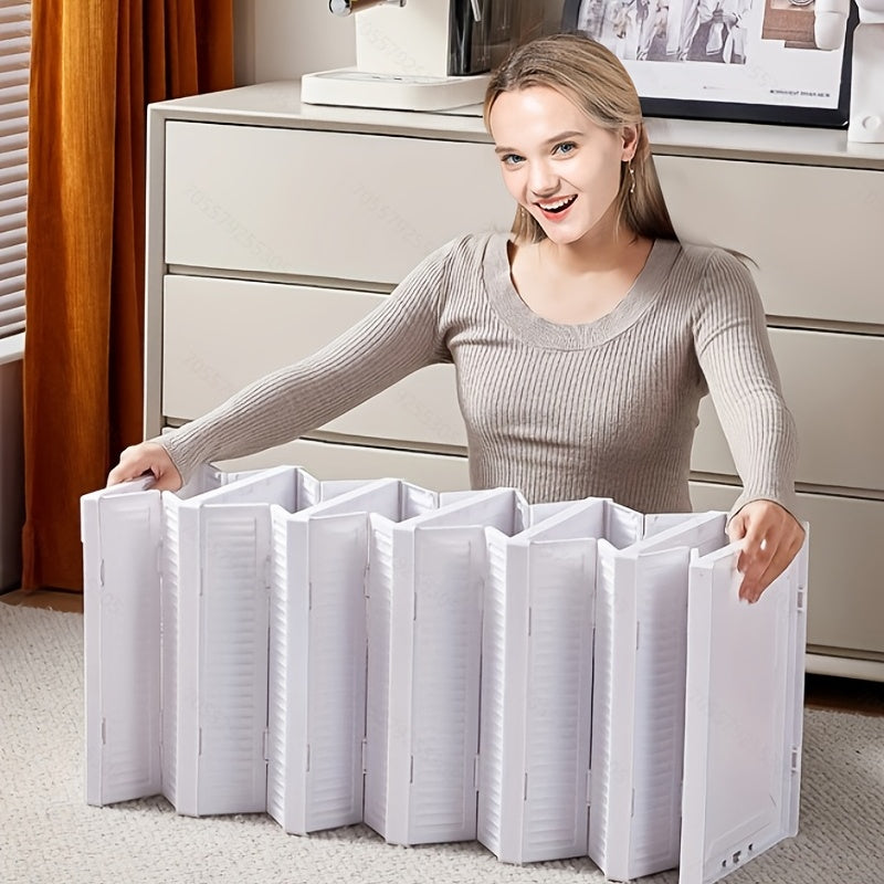 Shaffof poyabzal qutisi 1 dona va 3/6 qatlamdan iborat. Poyabzal qutisi to'plangan, egiladigan va changdan himoyalangan. U yuqori poyabzallar uchun mos keladi va bir nechta saqlash variantlarini taklif etadi.