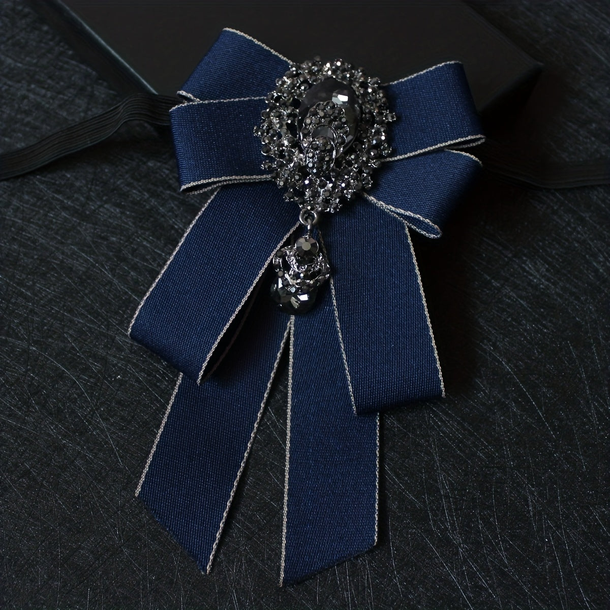 Men's Rhinestone Bow Tie for Stage Performances and Events