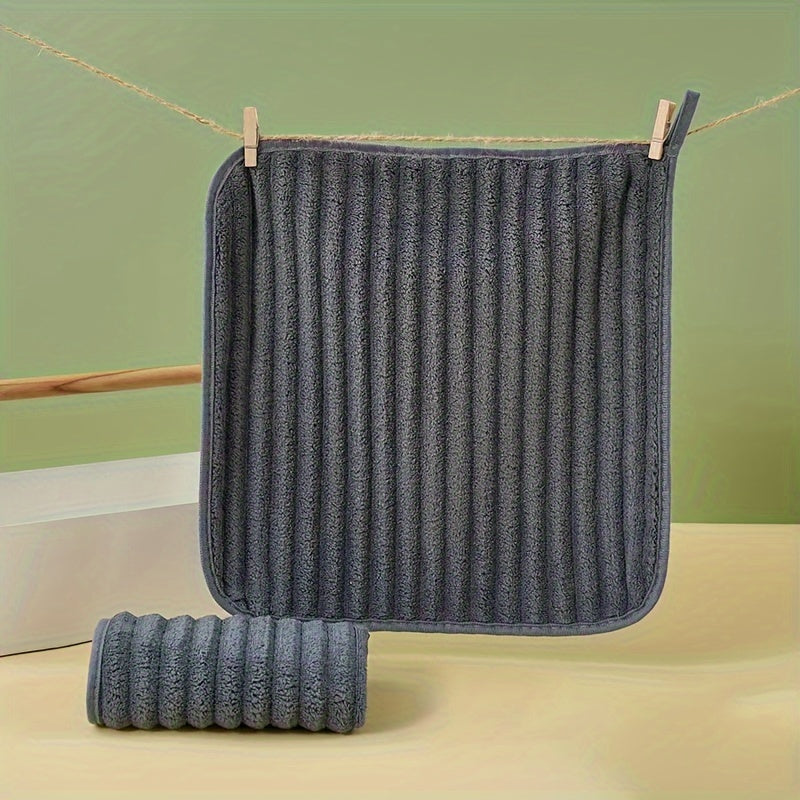 Yumshoq tez quriydigan qo'l sochiqlari 1, 3 yoki 5 ta to'plamlarda, oshxona, hammom va uyda foydalanish uchun mos.