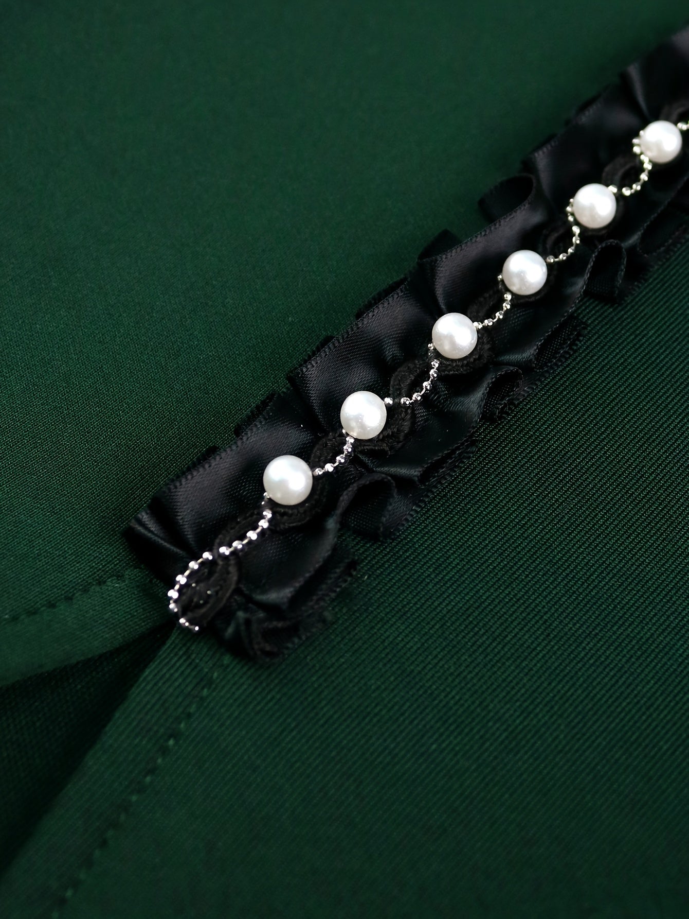 Plus Size Women's Green Off-Shoulder Bell Sleeve Mini Dress for Parties