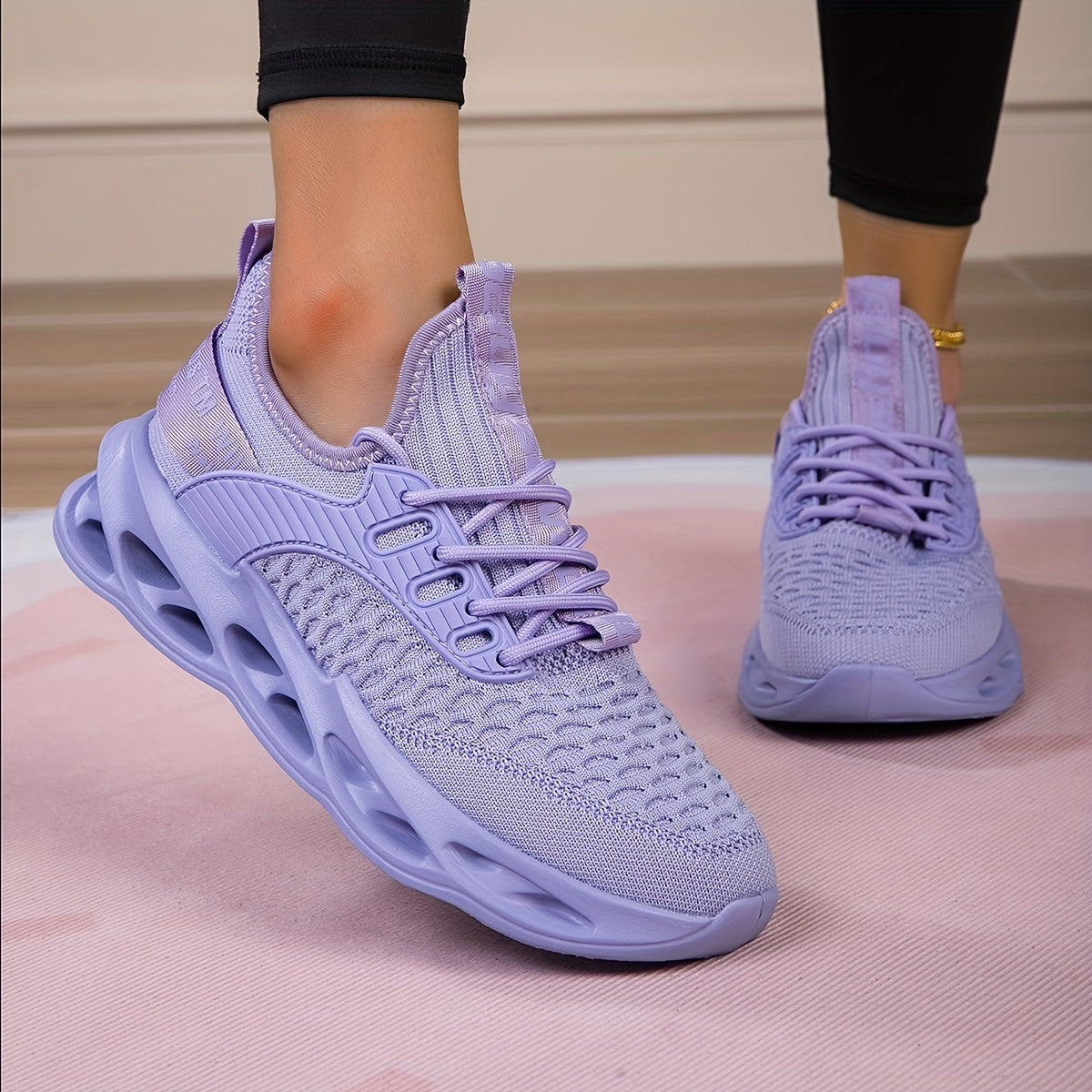 Unisex Low-Top Sneakers Mesh Breathable Pink Black Casual Shoes