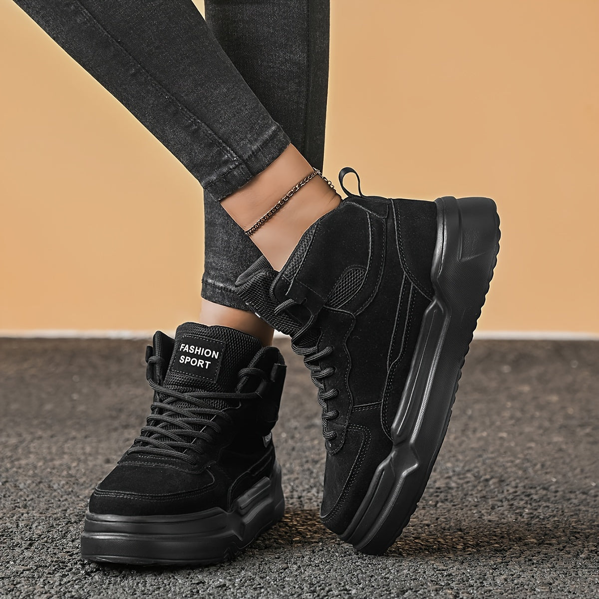 Women's High-Top Fashion Sneakers Casual Street Style Solid Color Lightweight EVA Sole Skate Shoes