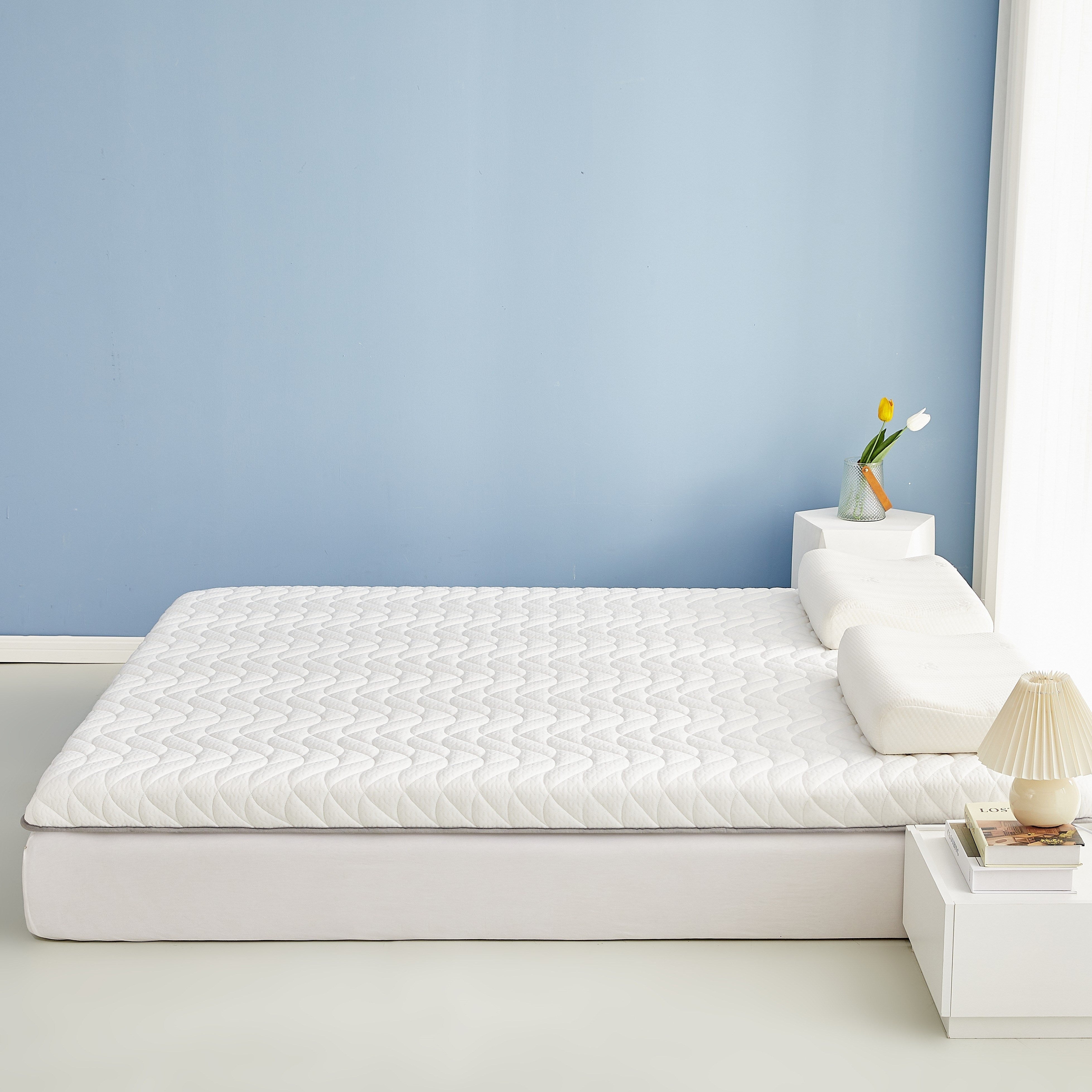 Breathable Non-Slip Mattress Pad 6-8cm Thick Polyester Woven Fabric White