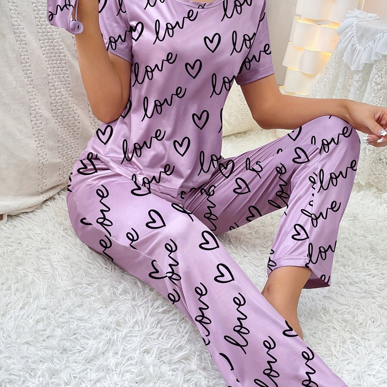 Women's Pink Heart Pattern Pajama Set with Short Sleeve Top and Long Pants