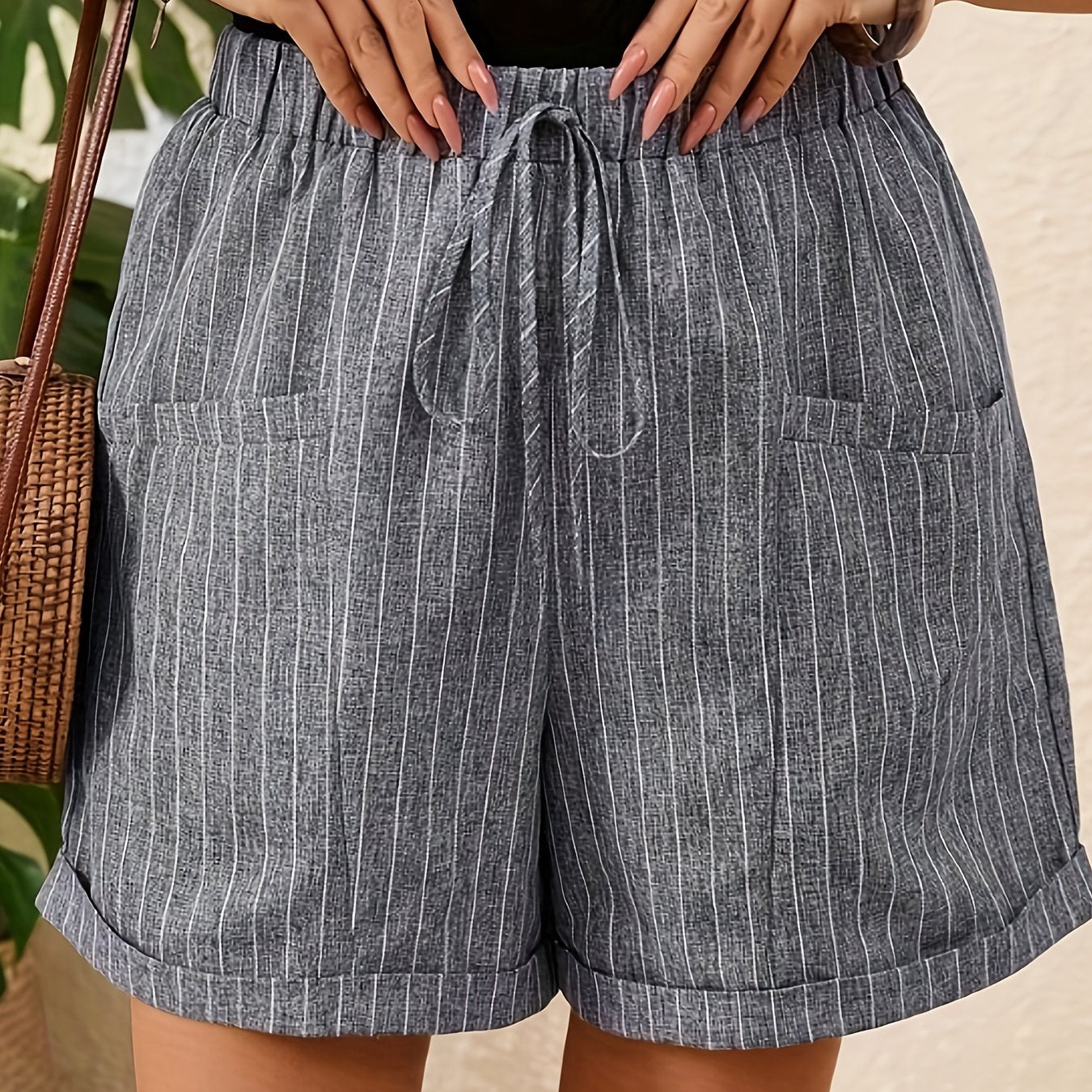 Pantalones cortos casuales de pierna ancha a rayas para mujer, poliéster, spandex, falso cordón