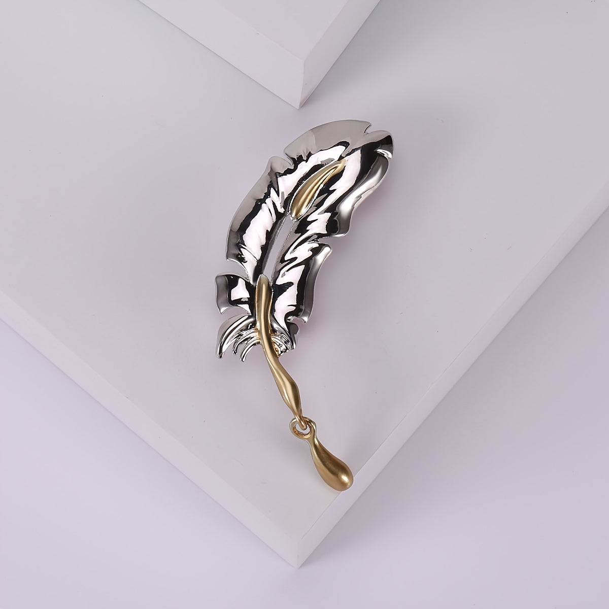 Women's Enamel Feather Brooch Pin Elegant Jewelry Accessory for Ladies