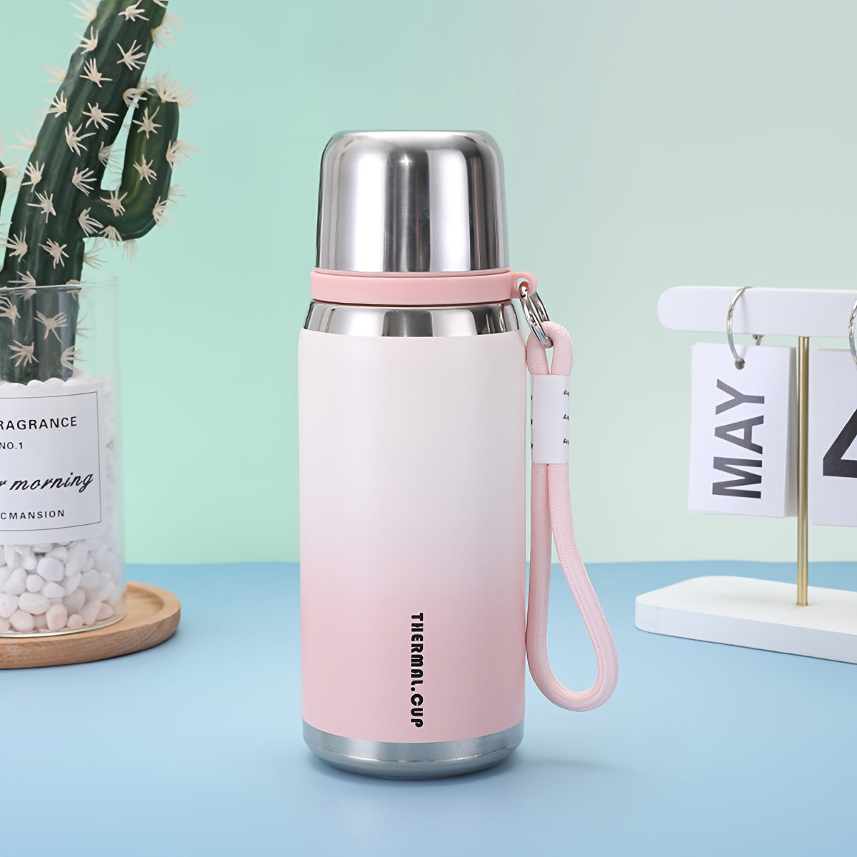 Gradient Stainless Steel Water Bottle 600ml Insulated Durable with Lid