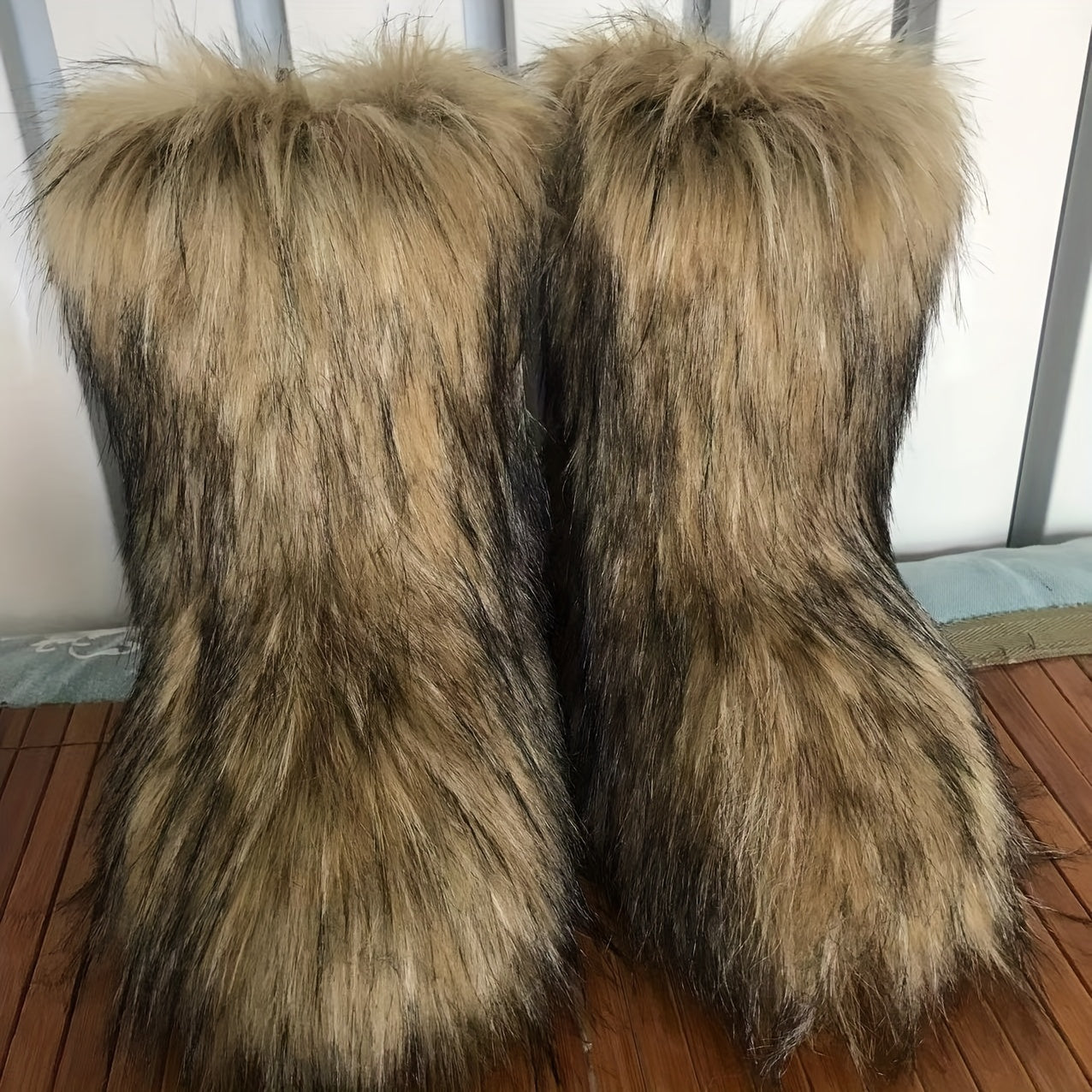 Women's Faux Fur Winter Boots Slip-On Snow Boots White Cozy Warm