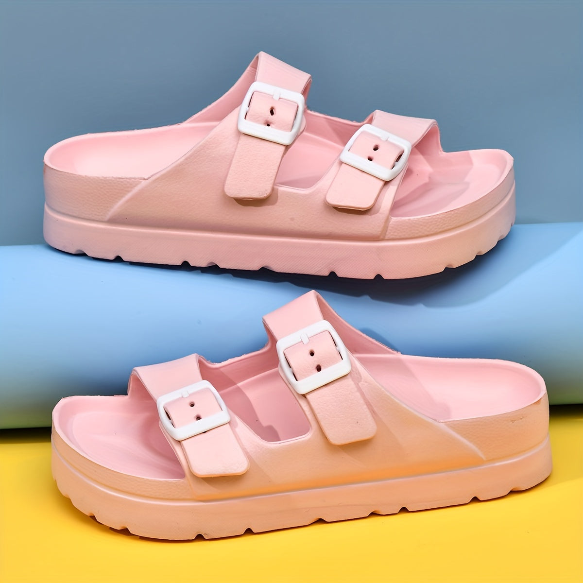 Ayollar uchun bir rangli sandallar, kundalik foydalanish uchun platformali slaydlar, sozlanadigan ikki taqilgan qisqichlar bilan