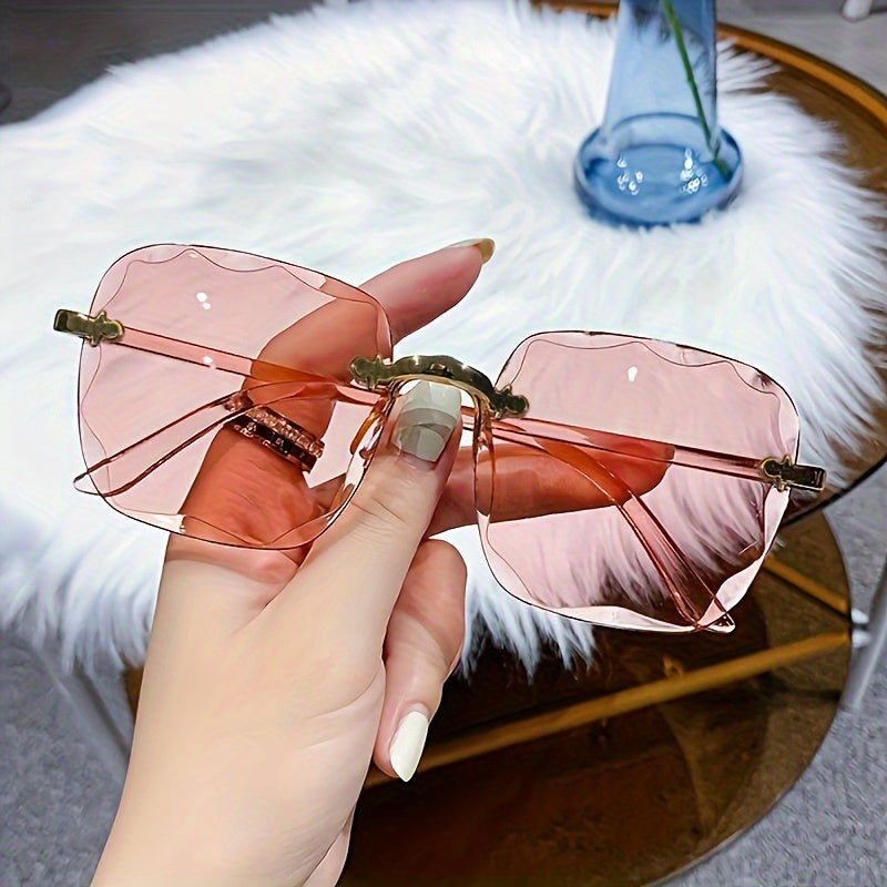 Women's Frameless Square Glasses with Gradient Lenses and Fashion Cut Edges