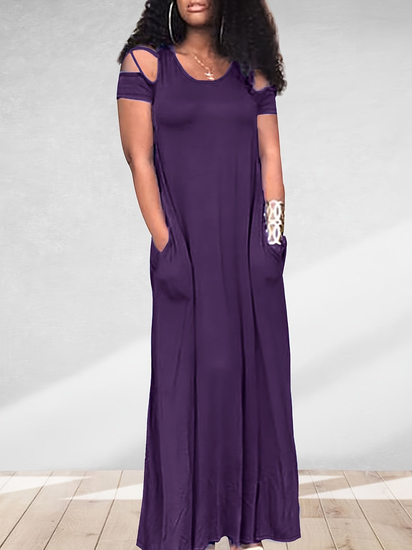 Plus Size Solid Side Cutout Crew Neck Short Sleeve Dress