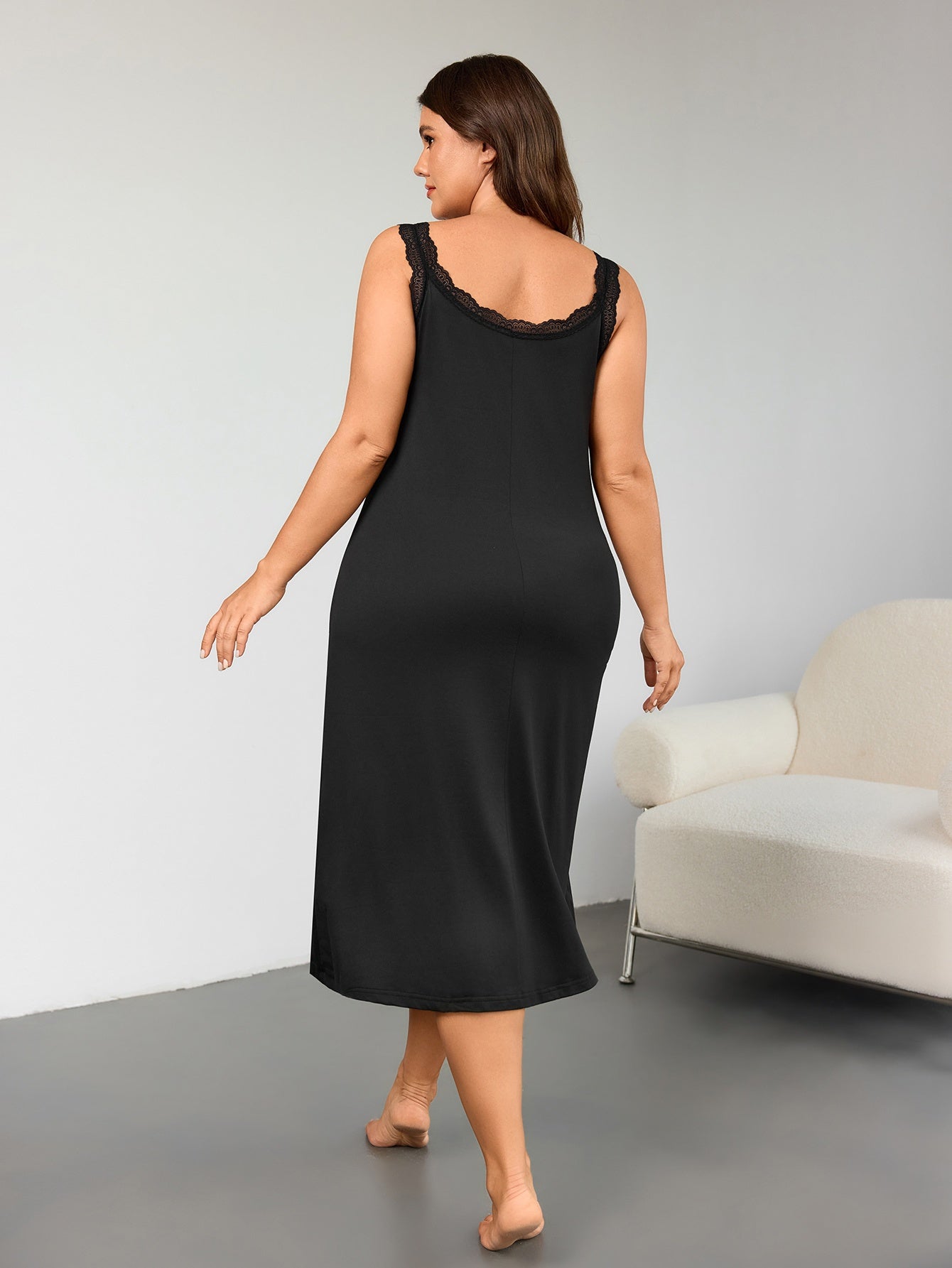 Plus Size Women's Sleepwear Sleeveless Nightgown with Lace Trim Black