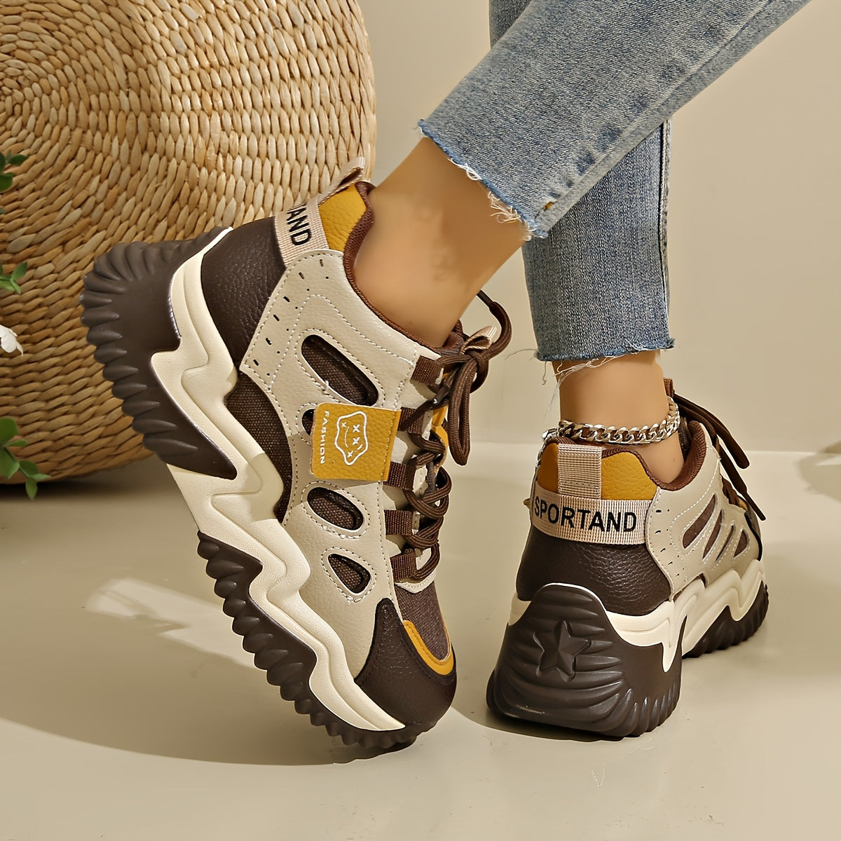 Women’s Casual Mesh Sneakers, Lace-Up, Fabric Upper, Spring Footwear