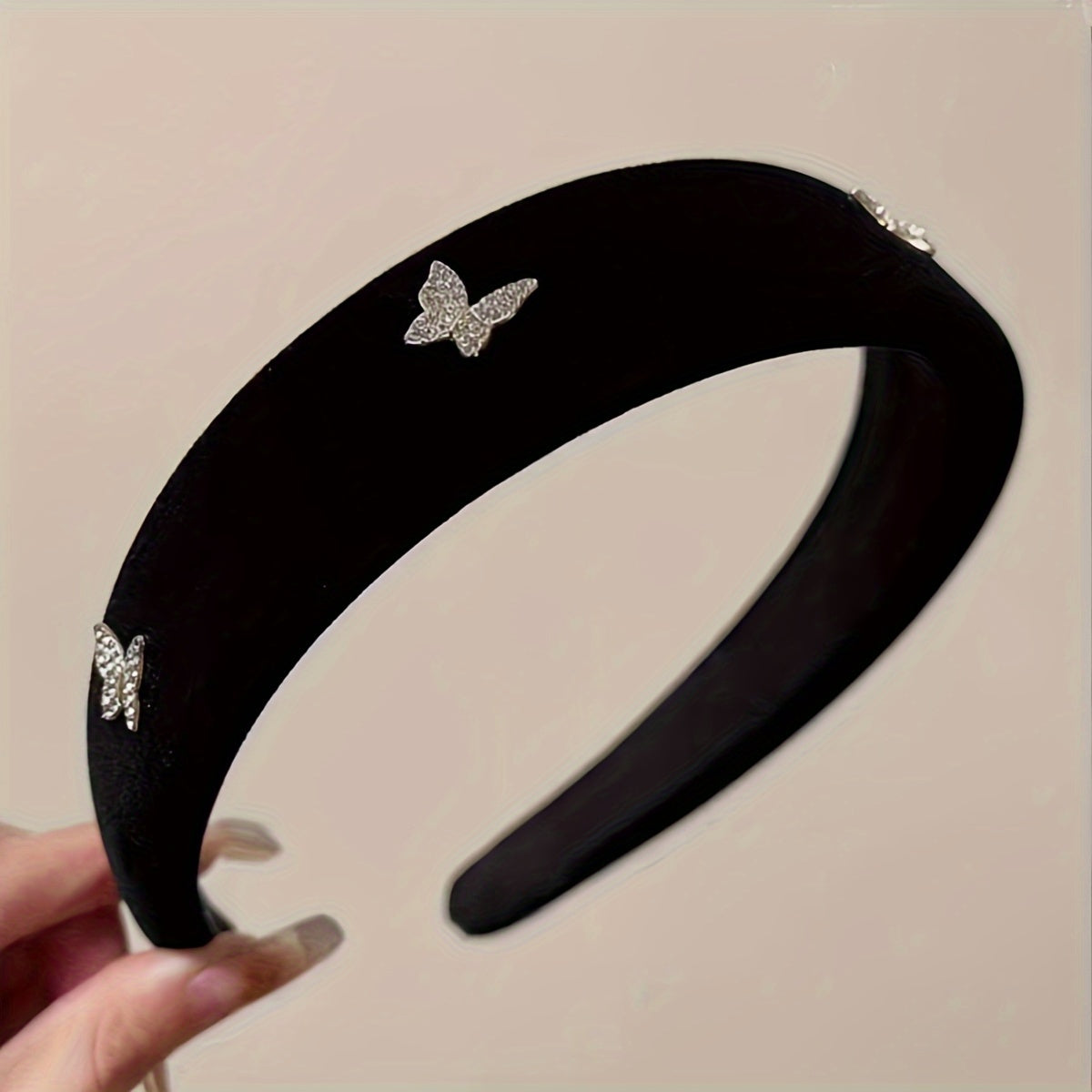 Velvet Headband for Women with Bee and Butterfly Decorations Vintage Style Hair Accessory