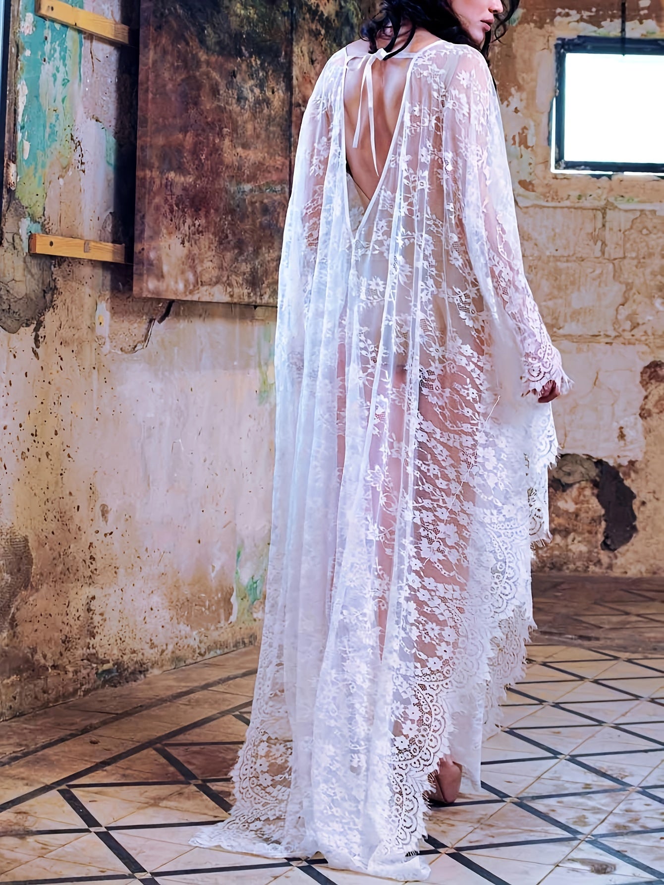 Boho Lace Beach Cover Up Dress for Women with V-Neck and Floral Pattern