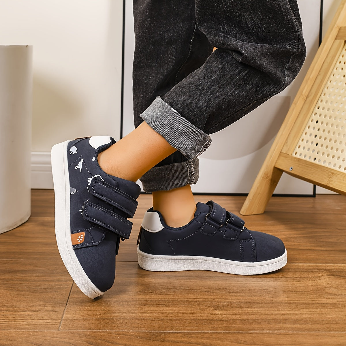 Детские кроссовки с динозаврами и регулируемыми ремешками для ежедневной носки, спорта, отпуска, возраст до 14 лет