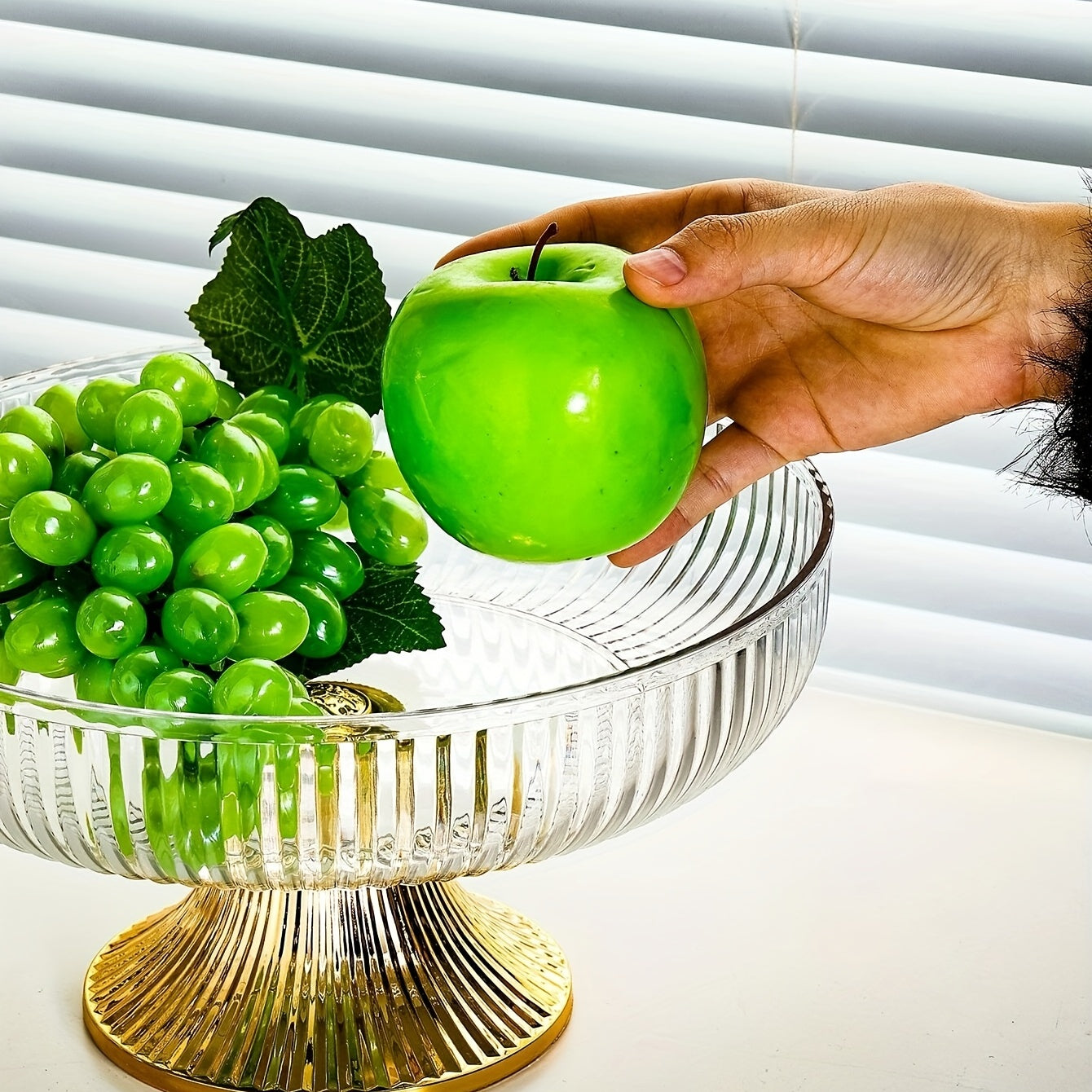 Acrylic Fruit Bowl with Gold Rim and Luxurious Texture for Snacks and Decor