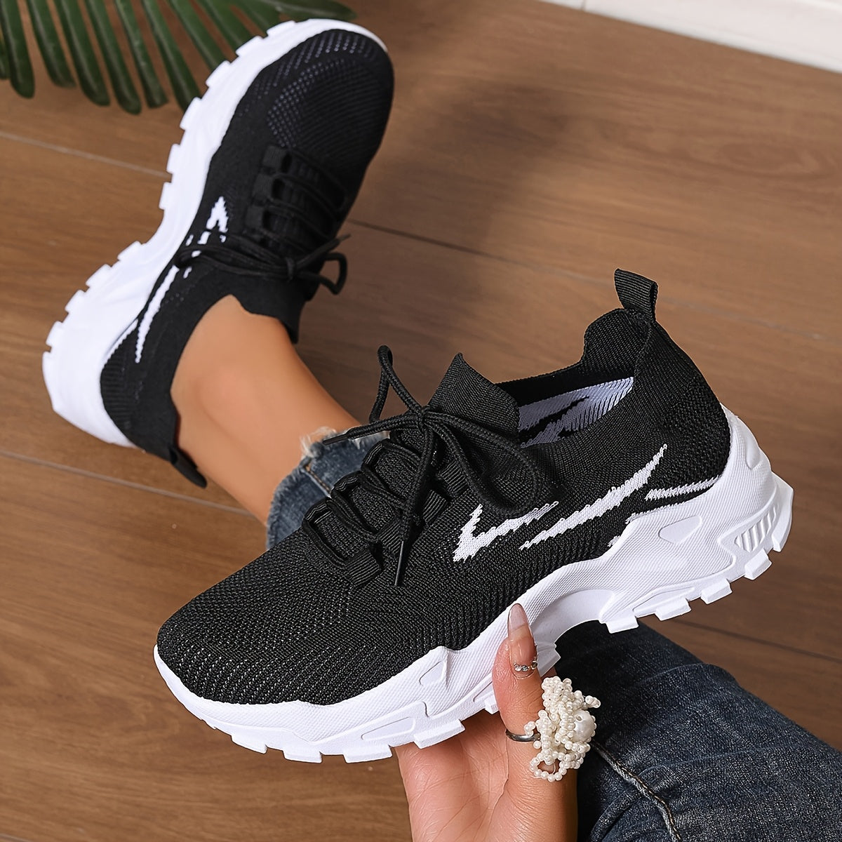 Women's Mesh Sneakers Breathable Lace-Up Running Shoes Lightweight Casual Blue White