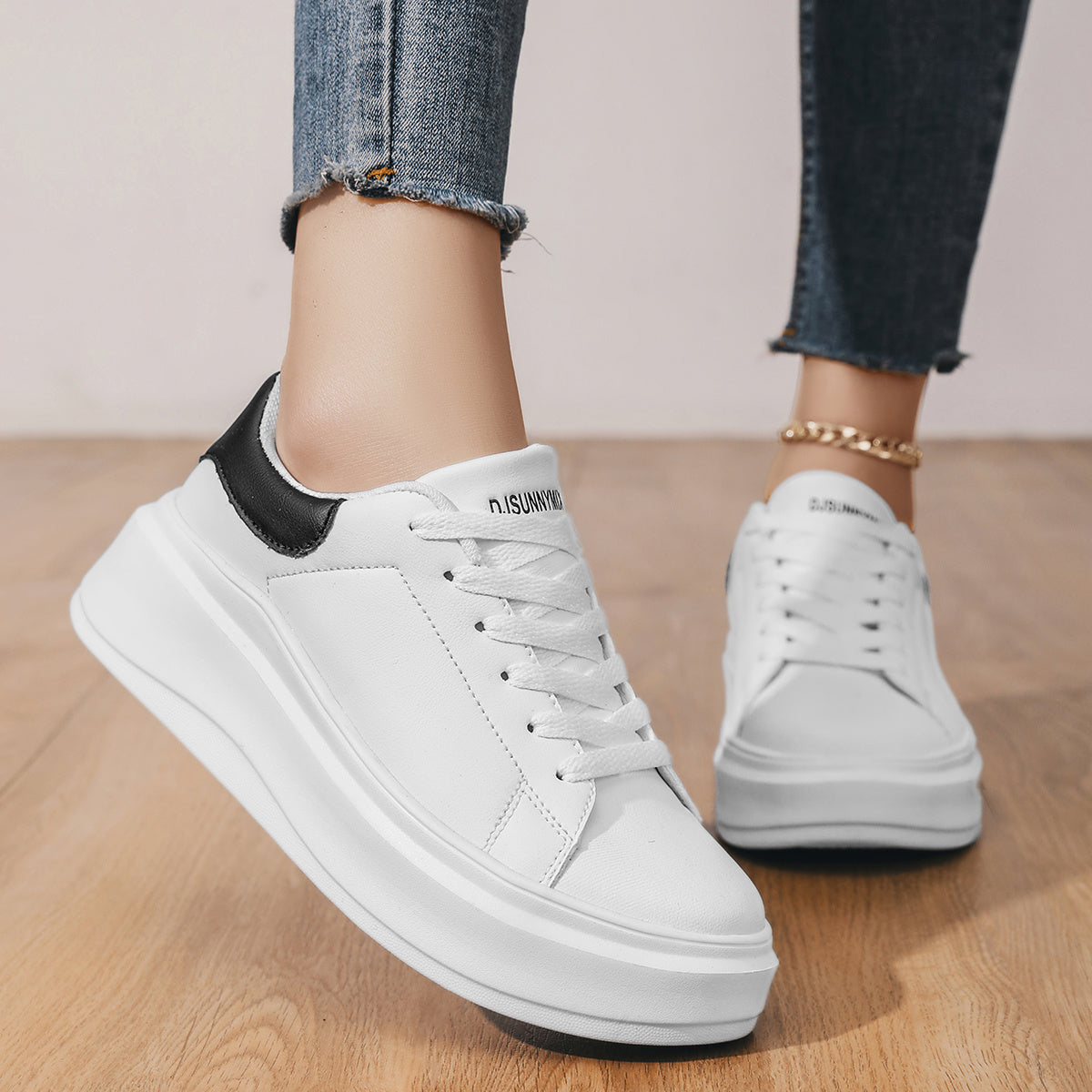 Women's Casual White Low Top Sneakers with Thick Sole and Lace-Up Design