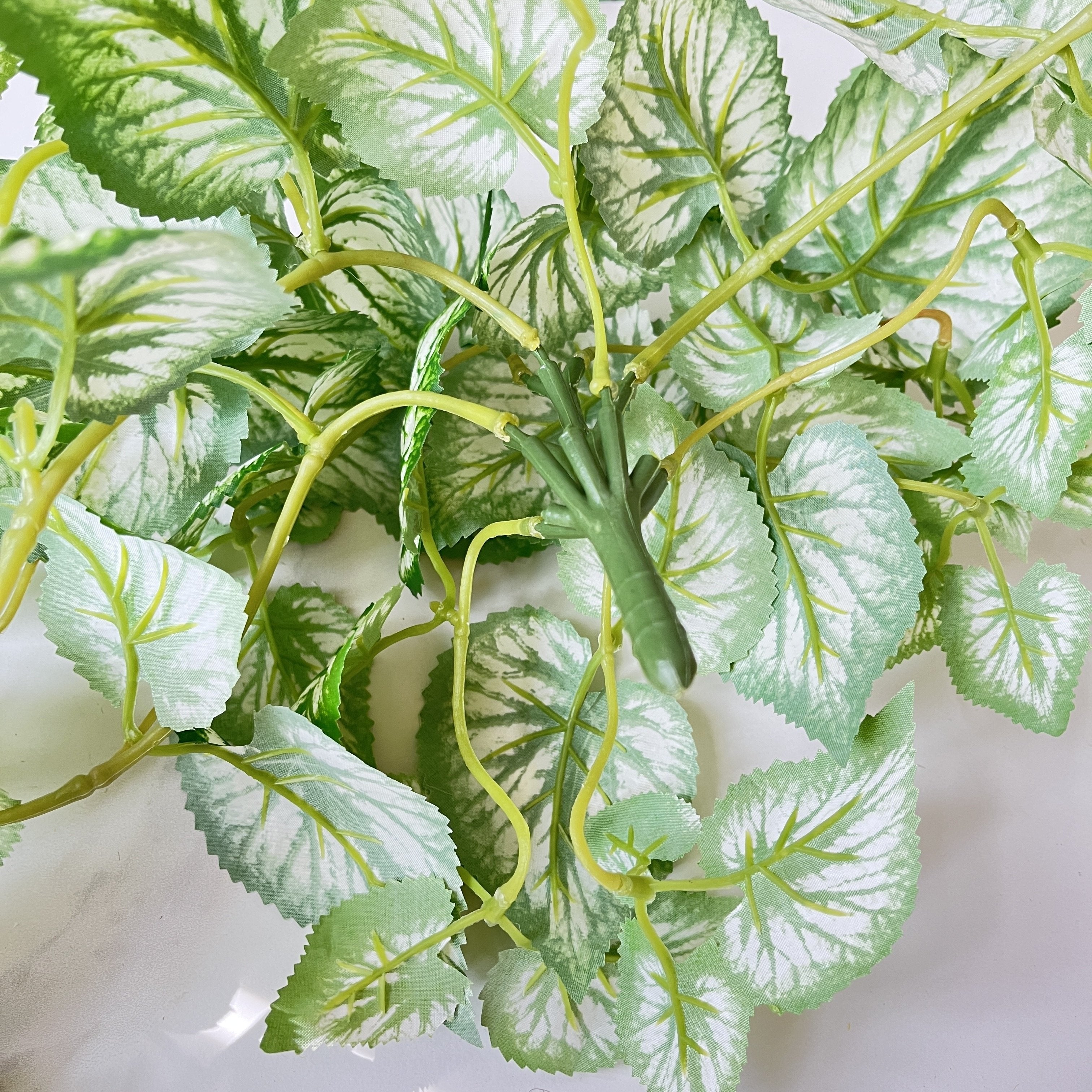 Uy va bog' uchun sun'iy o'simlik, ichki va tashqi bezak, 24 dyuym, yashil